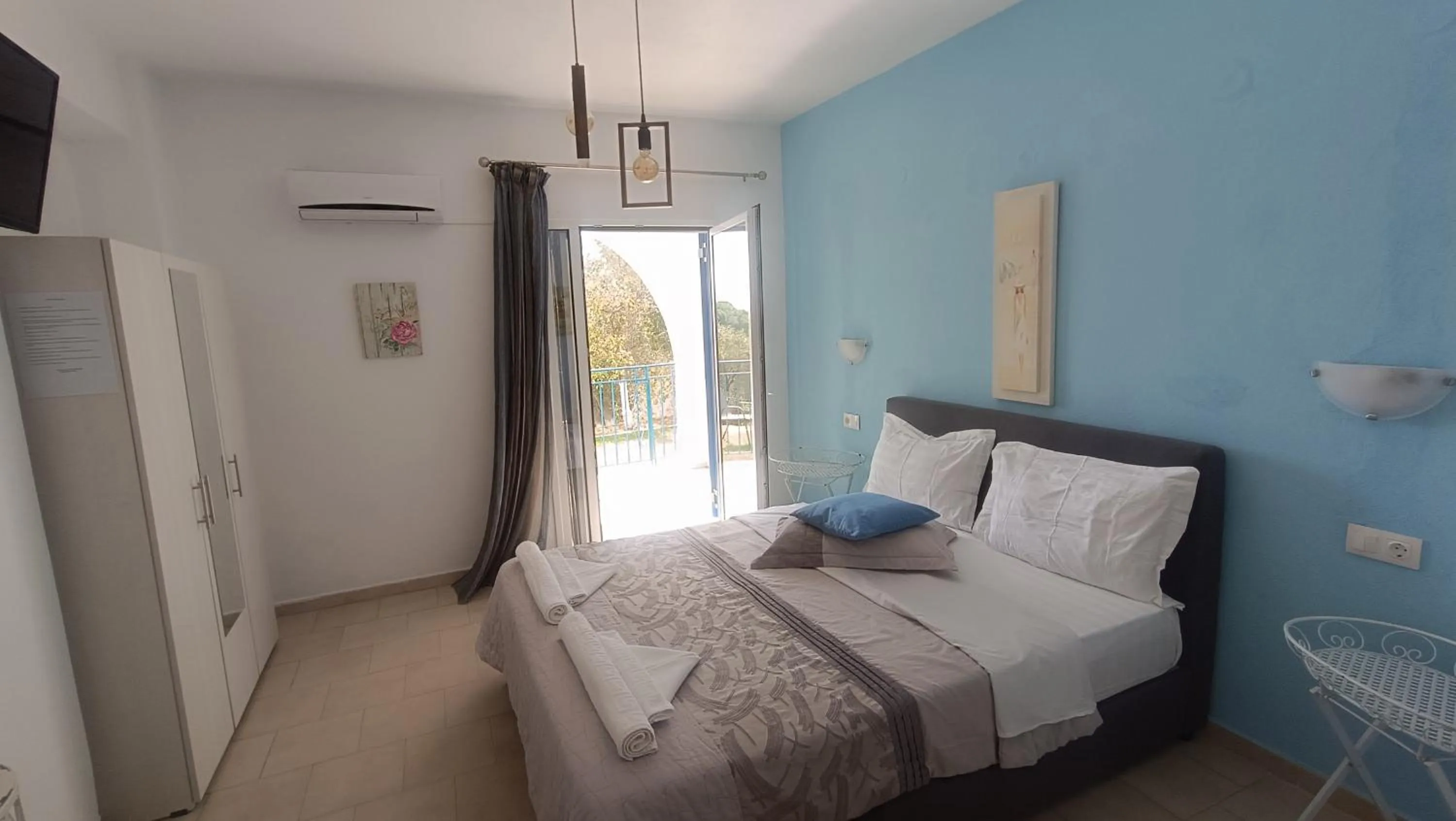 Bed in Aelia Studios