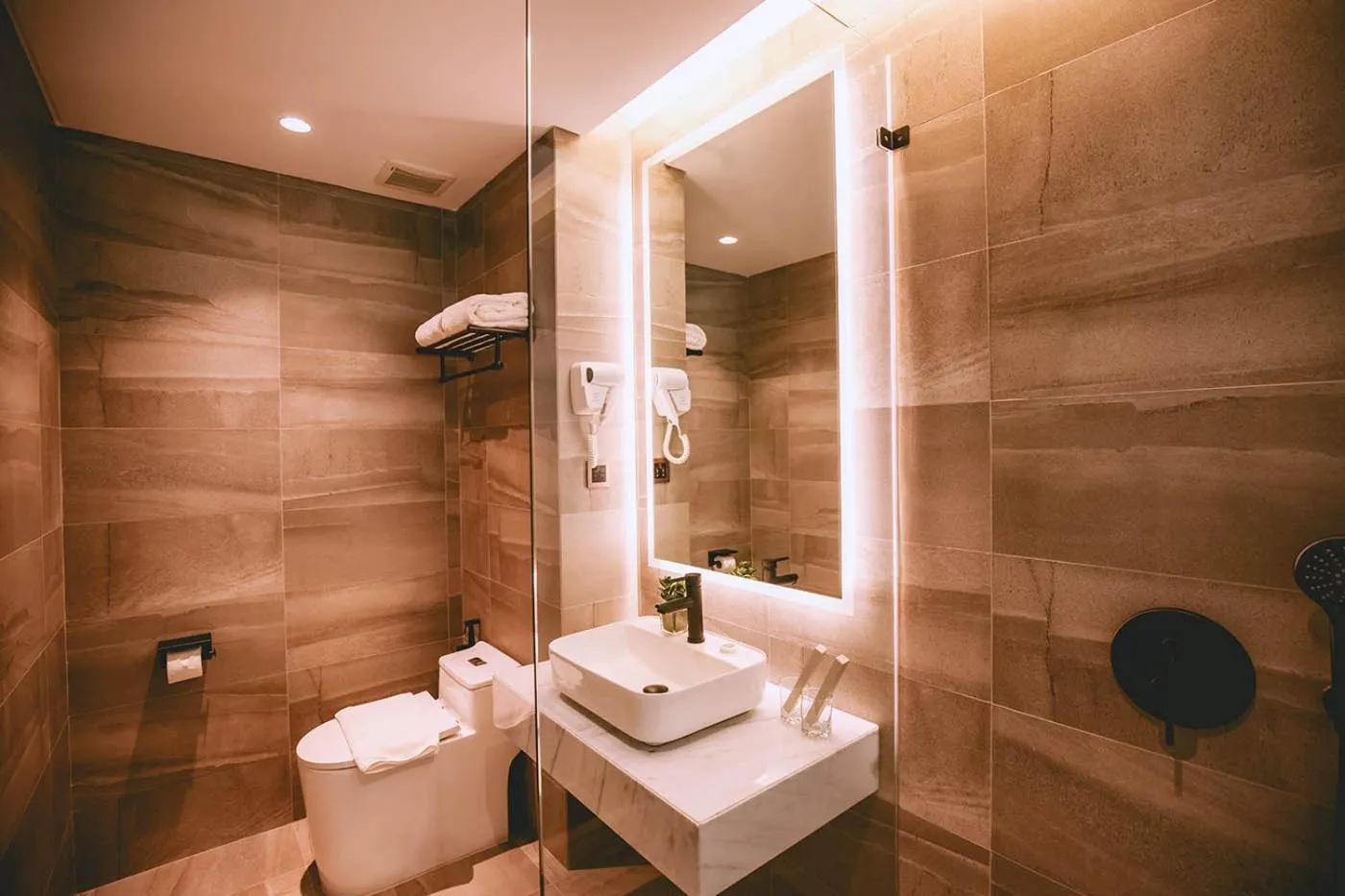 The Maximilian Hotel