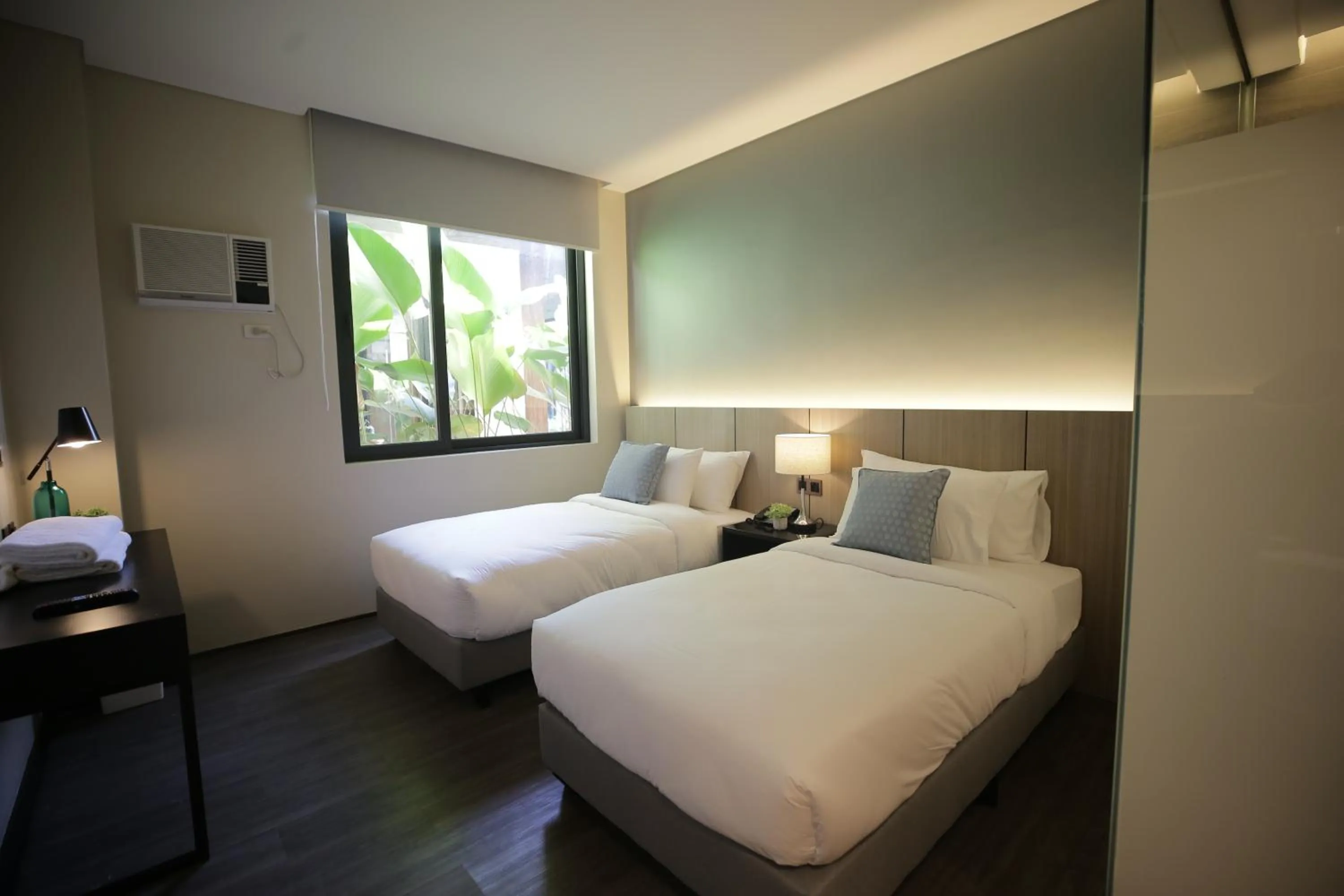 Bed in The Maximilian Hotel