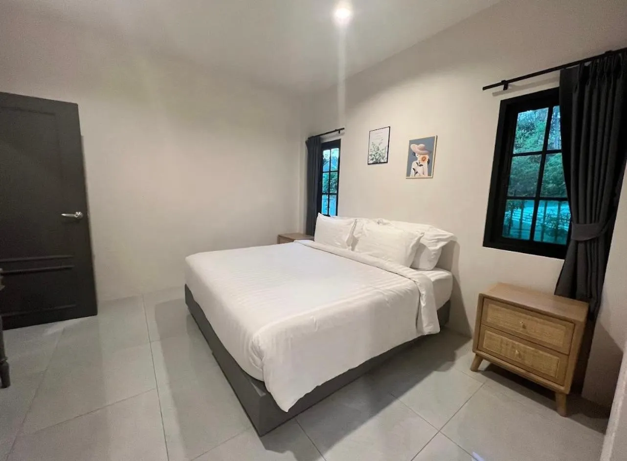 Bedroom, Bed in Trat Tara Boutique Hotel