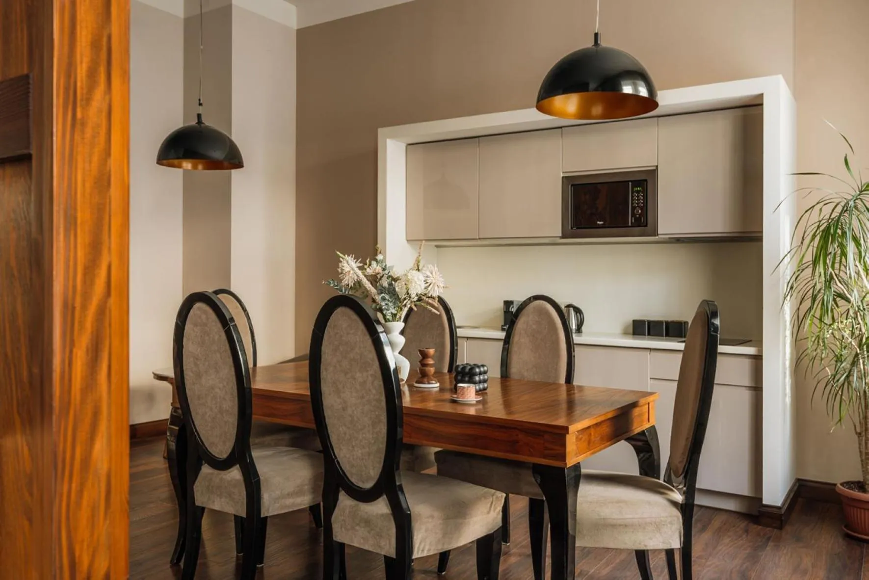 Kitchen or kitchenette in Topolowa Residence by StayLab