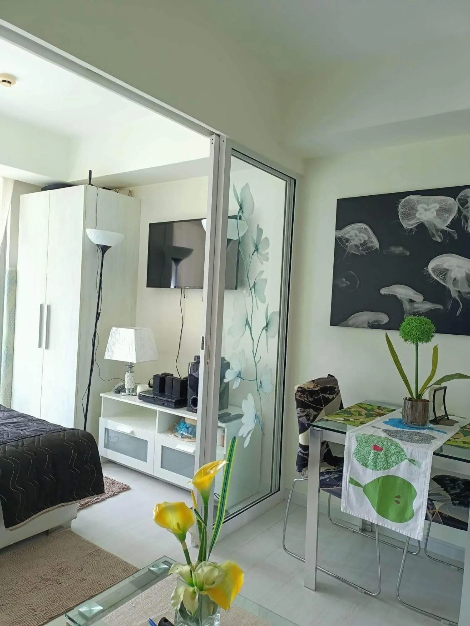 Azure Urban Resort Residences By April