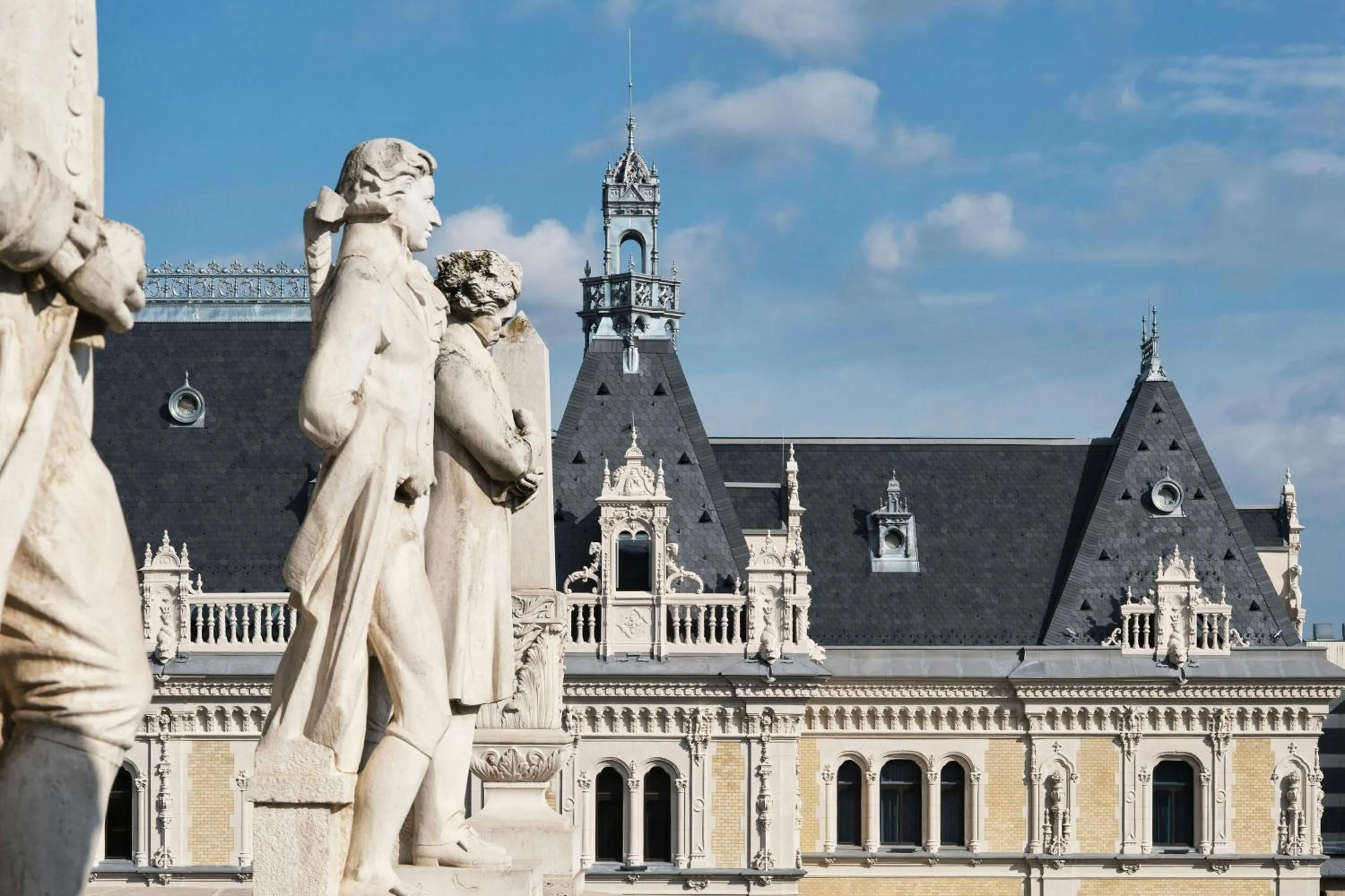 Property building in W Budapest