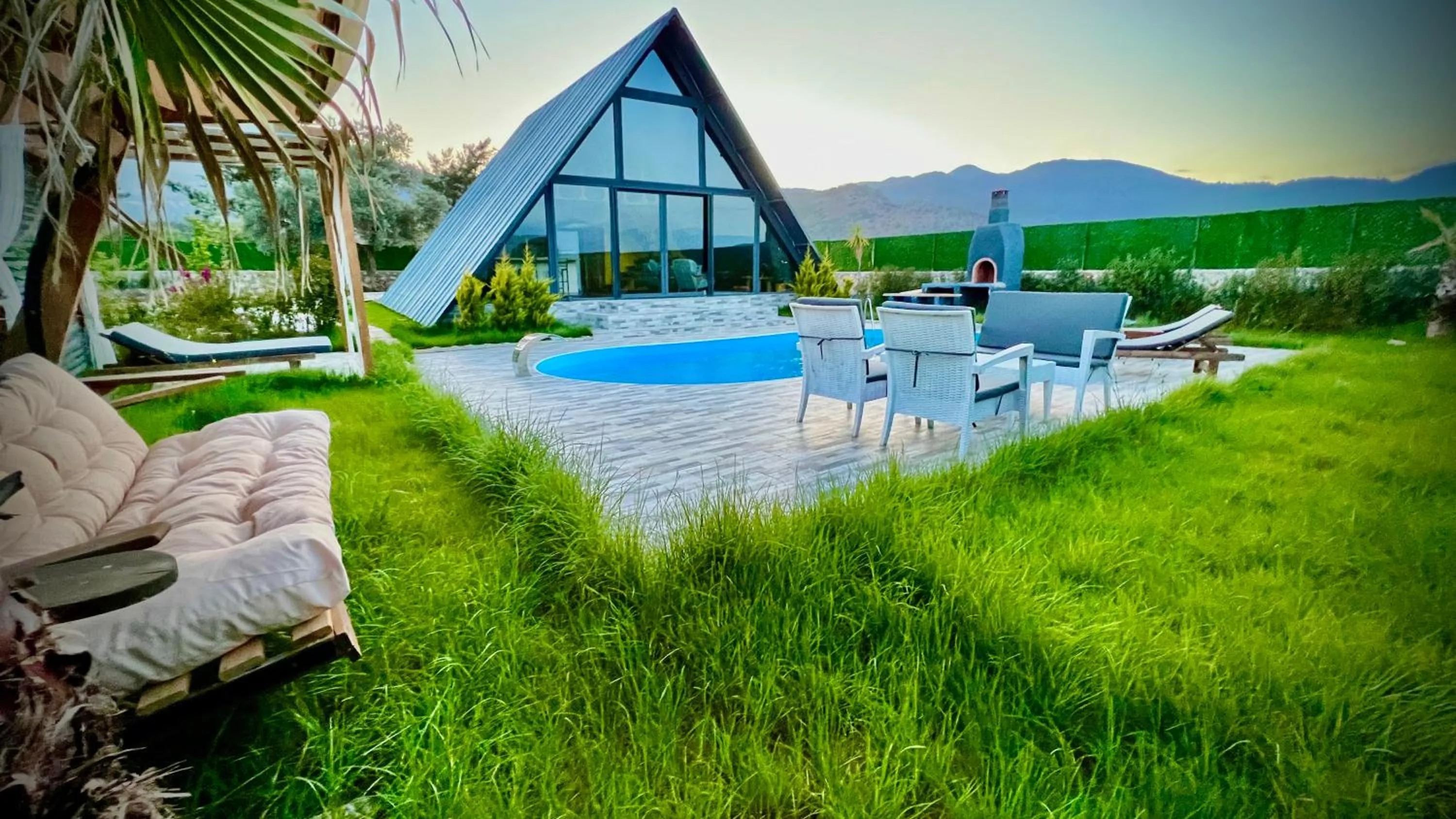 villa hidden paradise garden