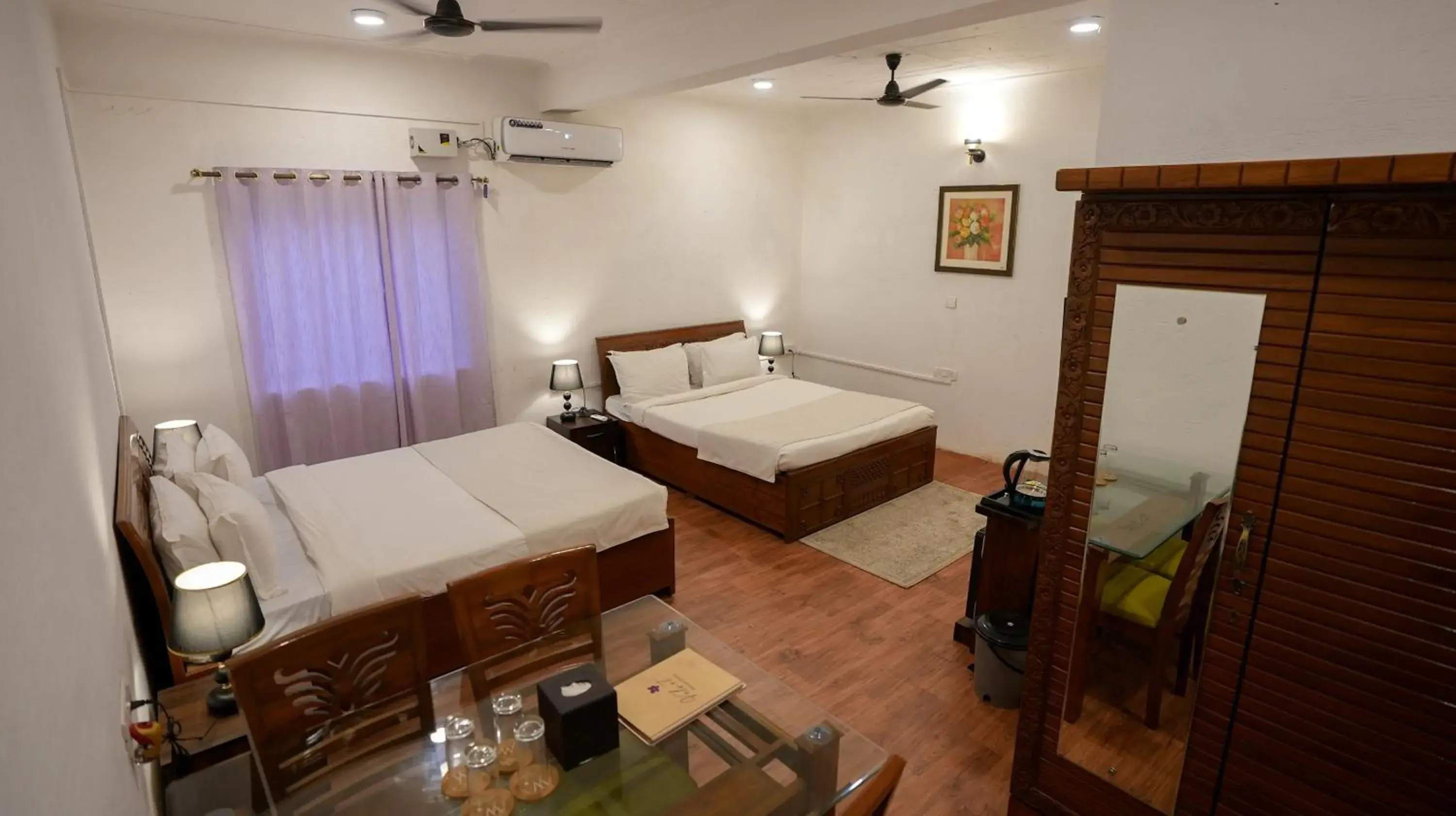 Deluxe Queen Room with Two Queen Beds in Whiteflower Resort Morjim Deluxe Queen Room with Two Queen Beds in Whiteflower Resort Morjim