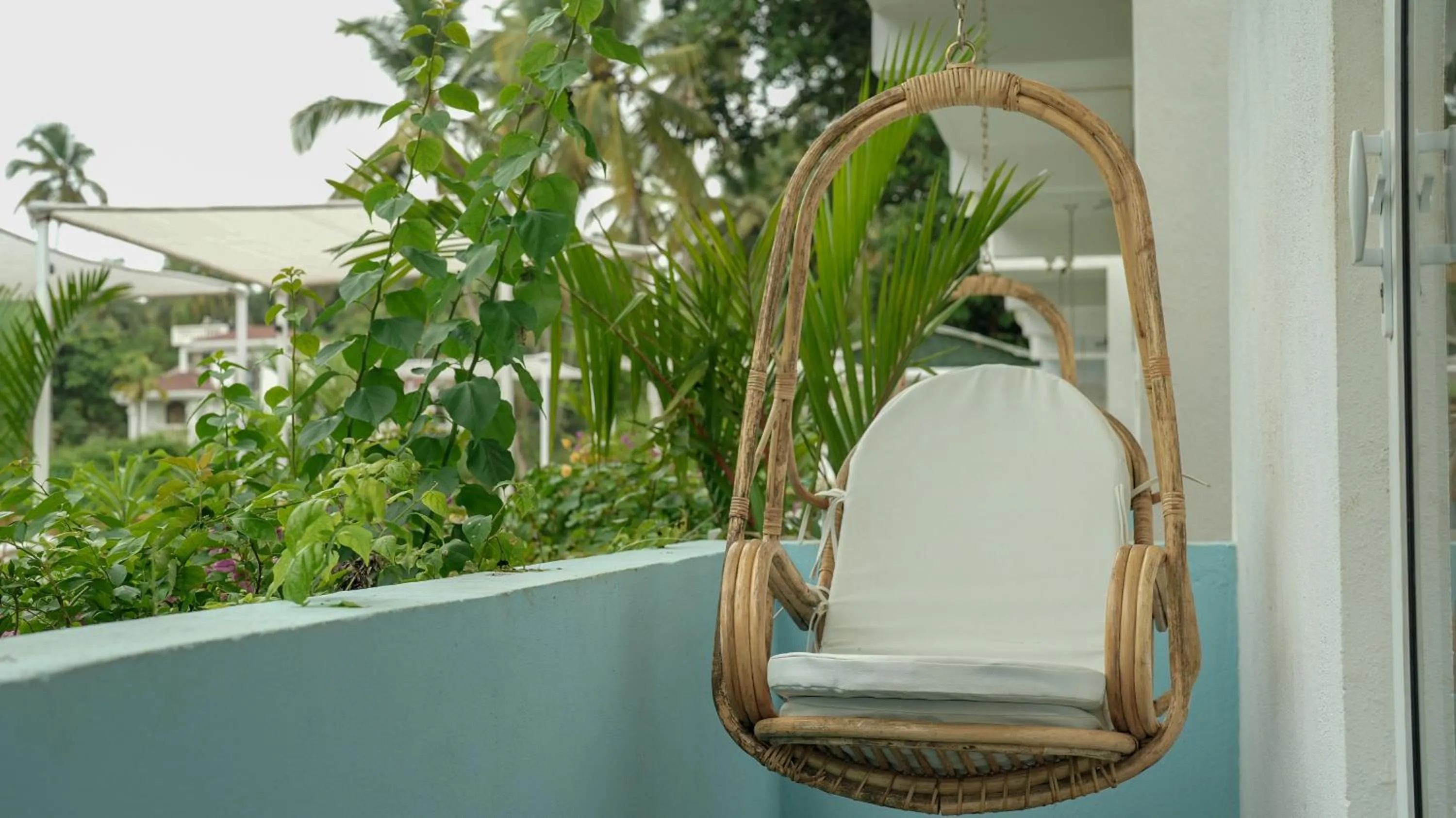 Balcony/Terrace in Whiteflower Resort Morjim