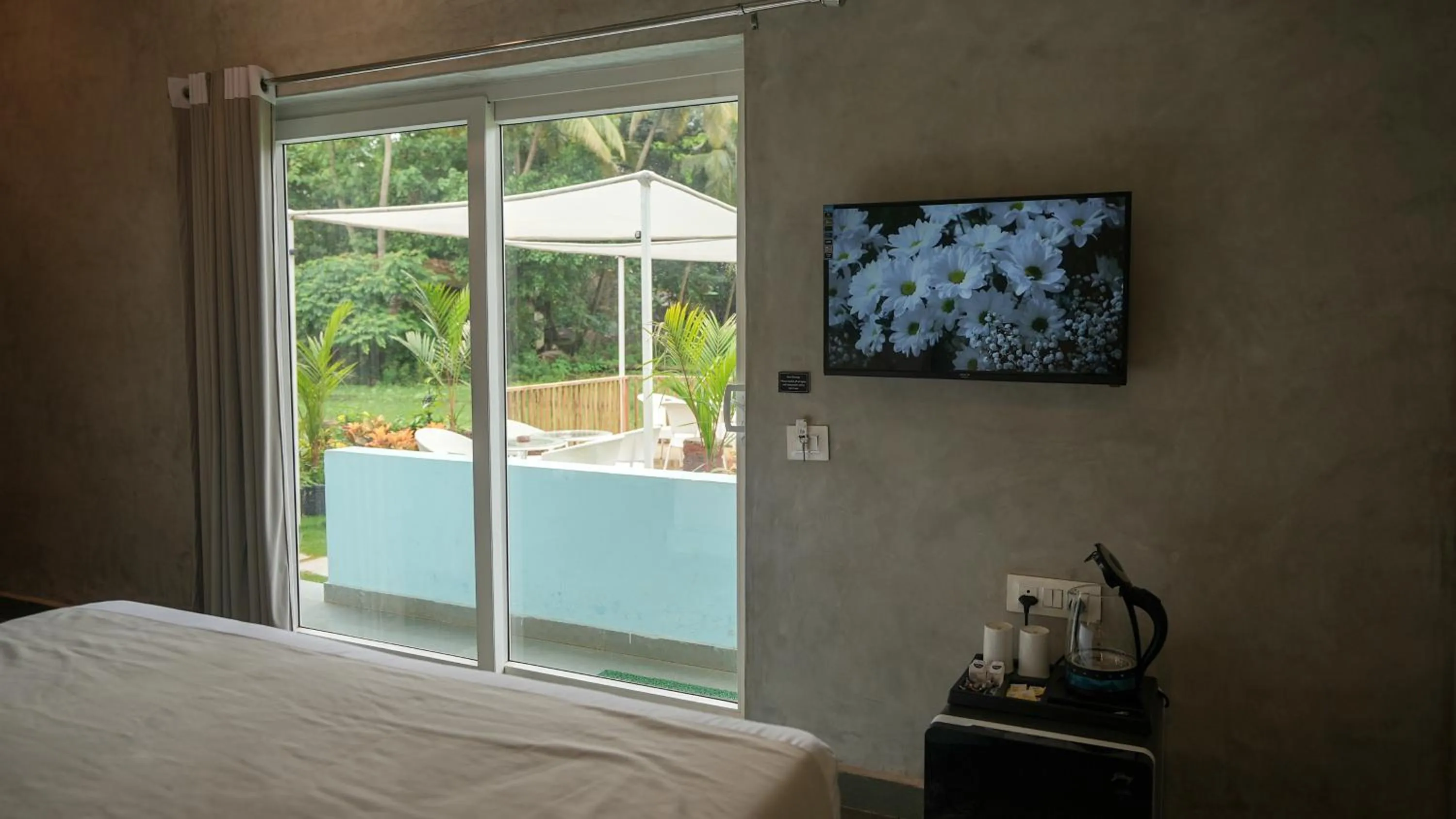 Natural landscape in Whiteflower Resort Morjim