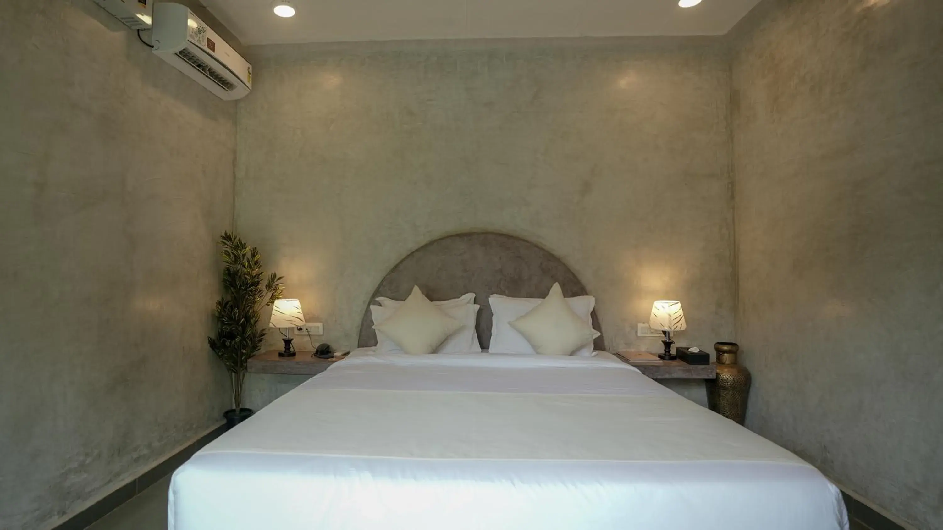 Superior Double Room in Whiteflower Resort Morjim Superior Double Room in Whiteflower Resort Morjim