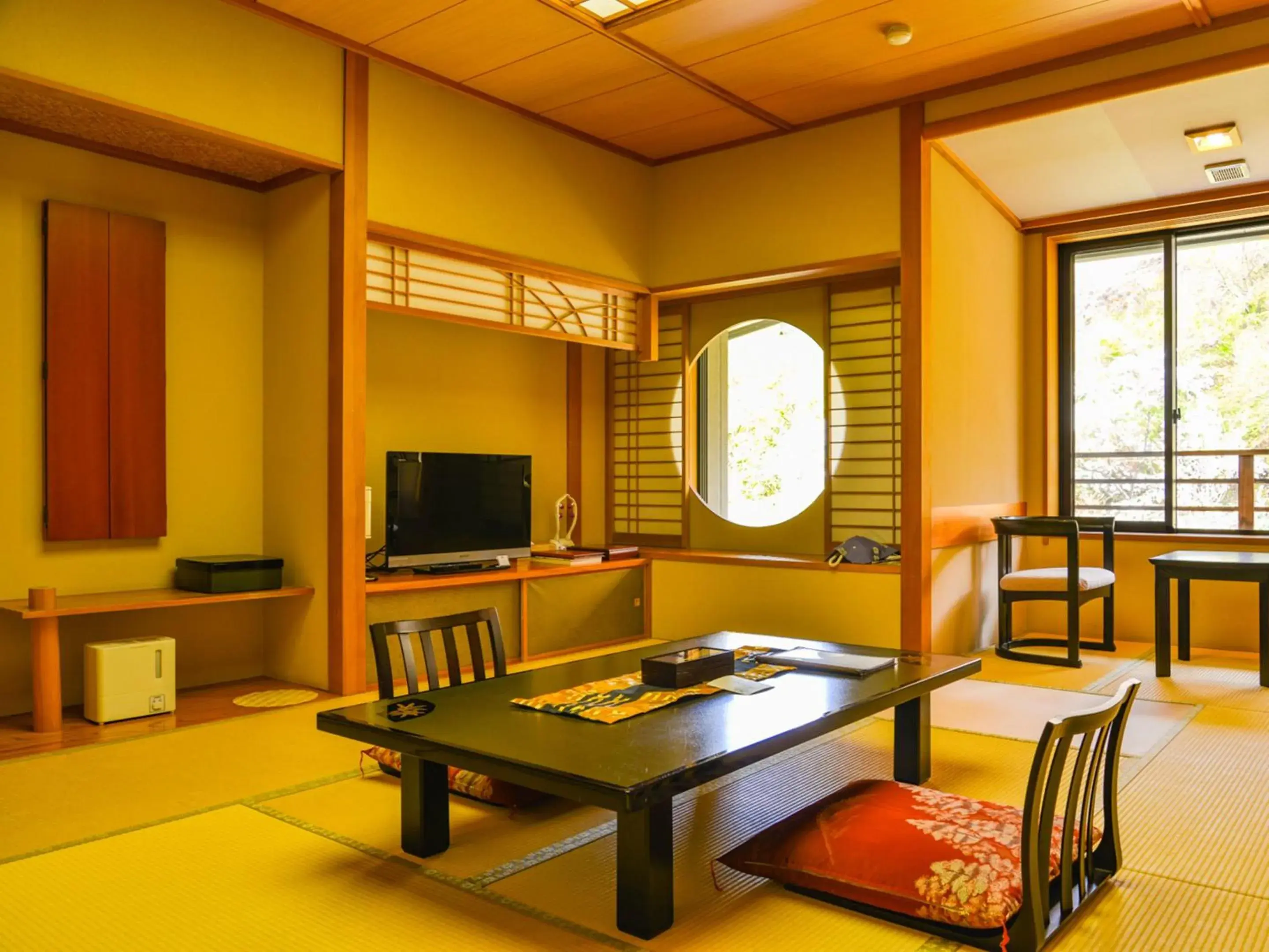 Japanese-Style Family Room - New Building in Fudouonsen Sawaya Japanese-Style Family Room - New Building in Fudouonsen Sawaya