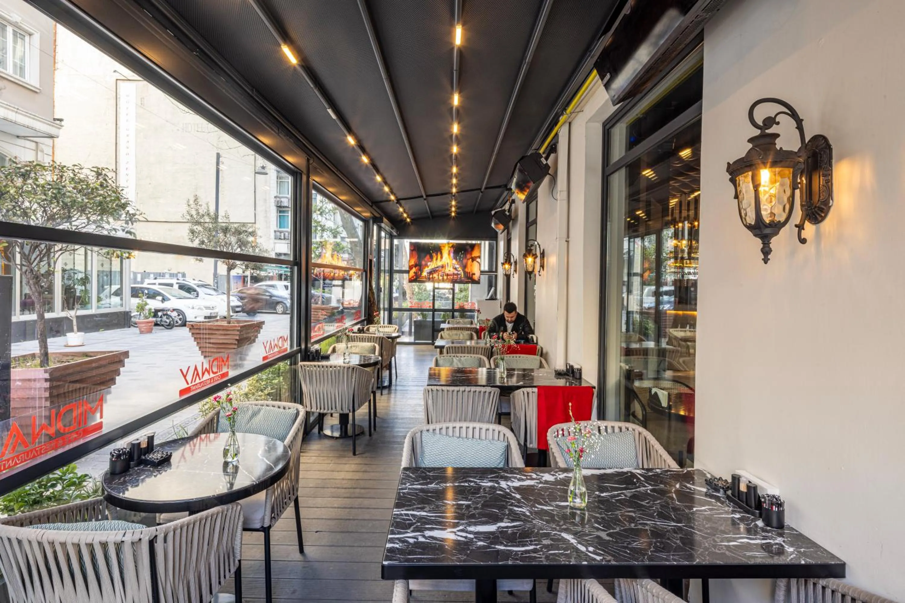 Restaurant/places to eat in THE NEST HOTEL