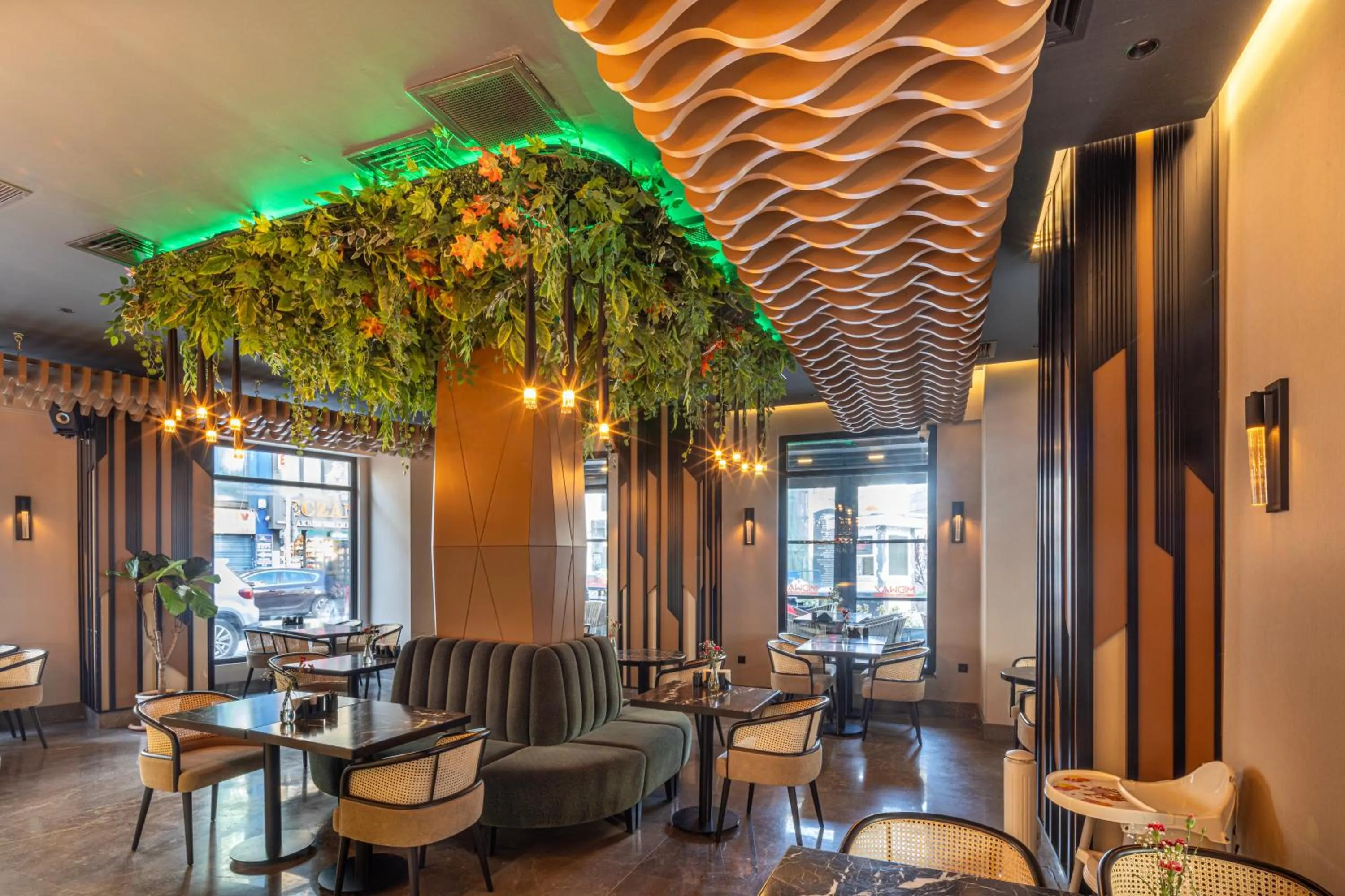 Restaurant/places to eat in THE NEST HOTEL