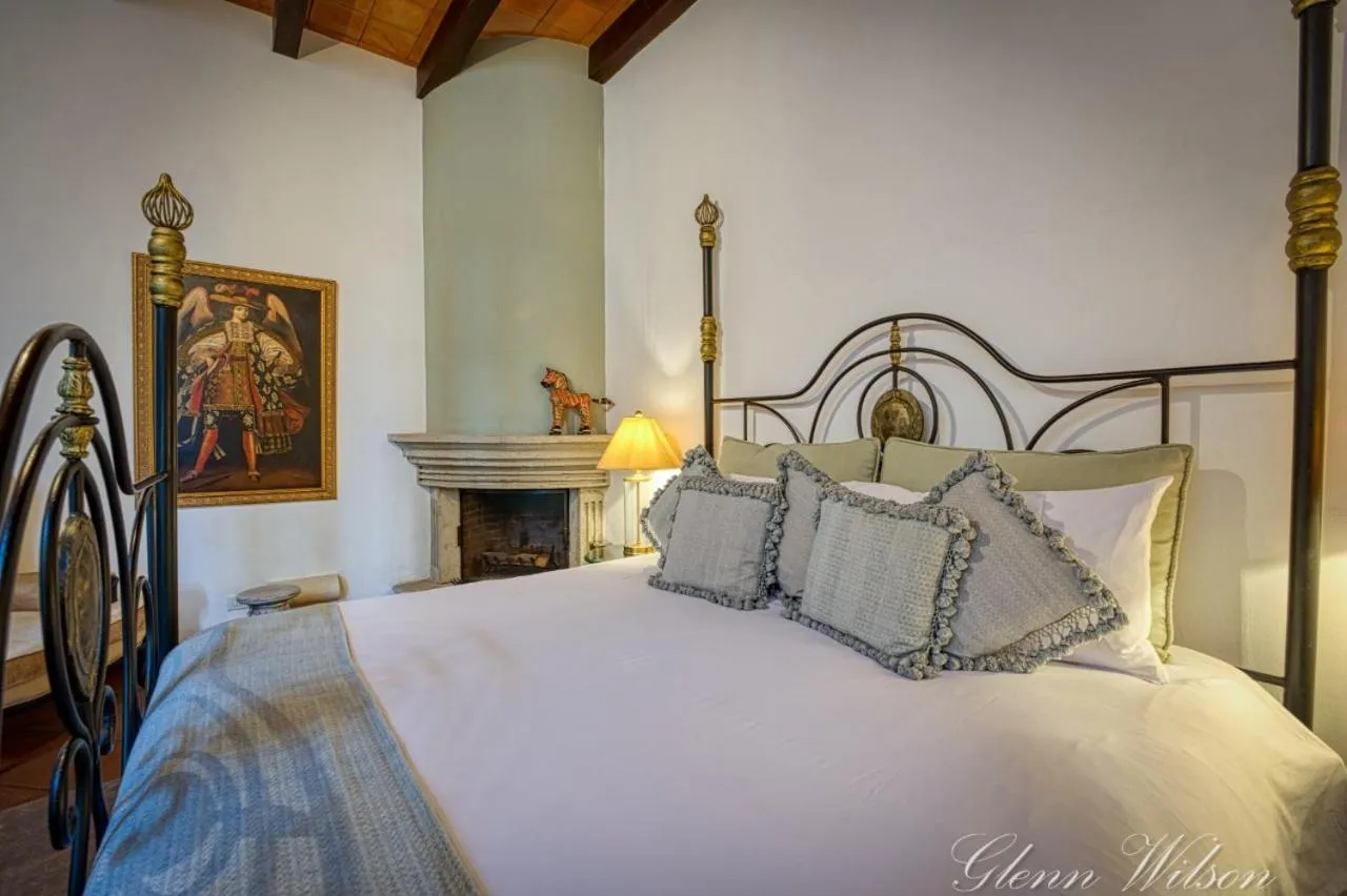 Bedroom, Bed in San Rafael Hotel