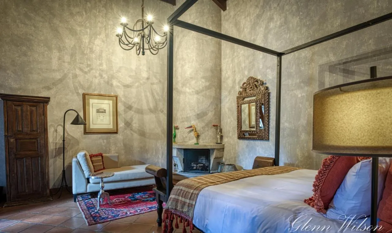 Bedroom, Bed in San Rafael Hotel