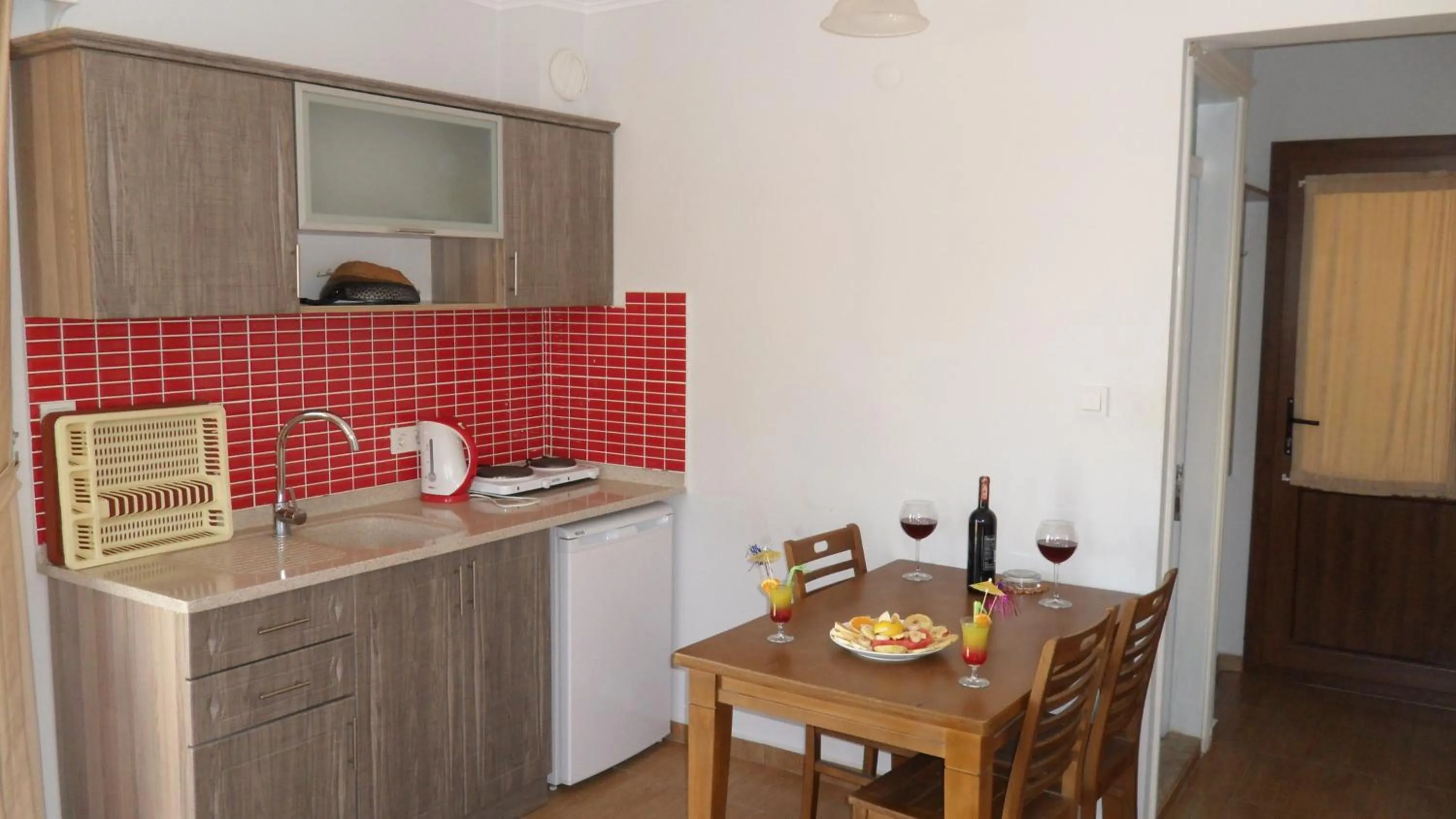 Kitchen or kitchenette in Ozukara Apart 1