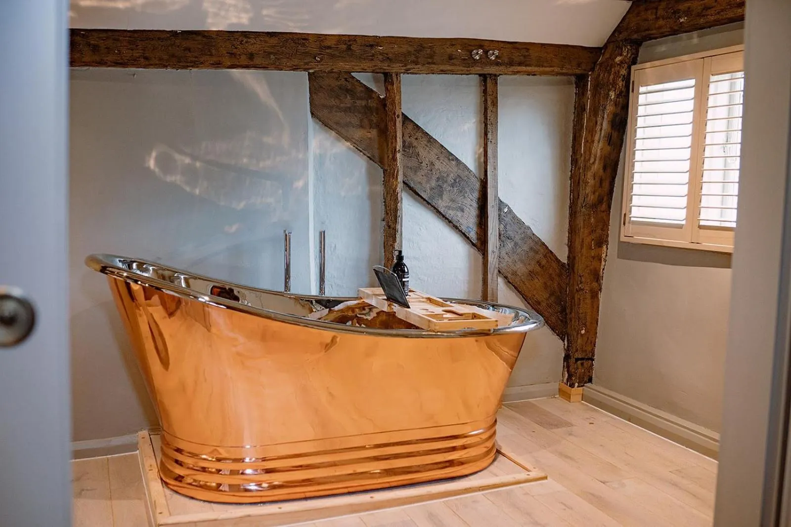 Bath in The Print House Inn