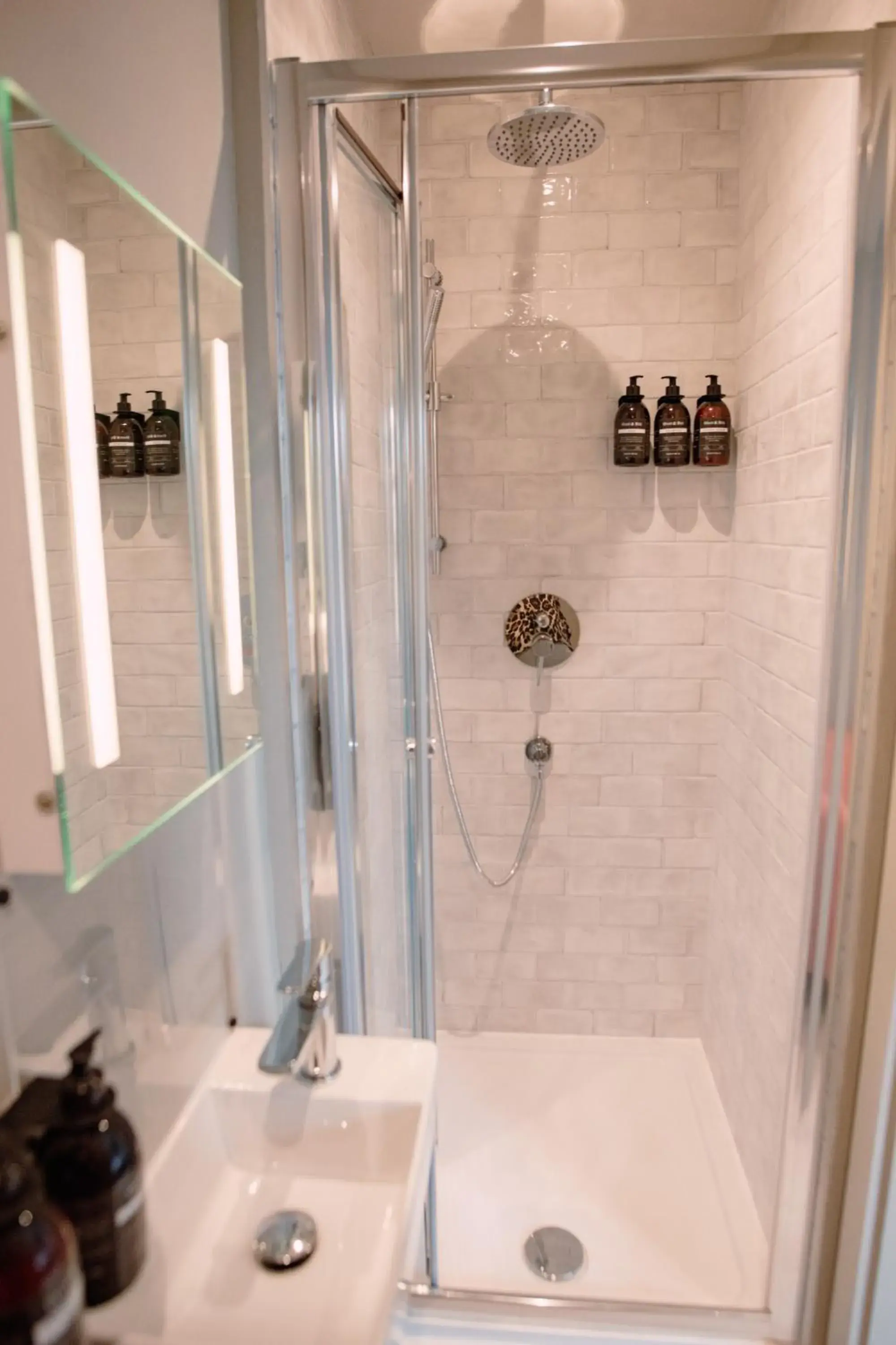 Double Room in The Print House Inn Double Room in The Print House Inn