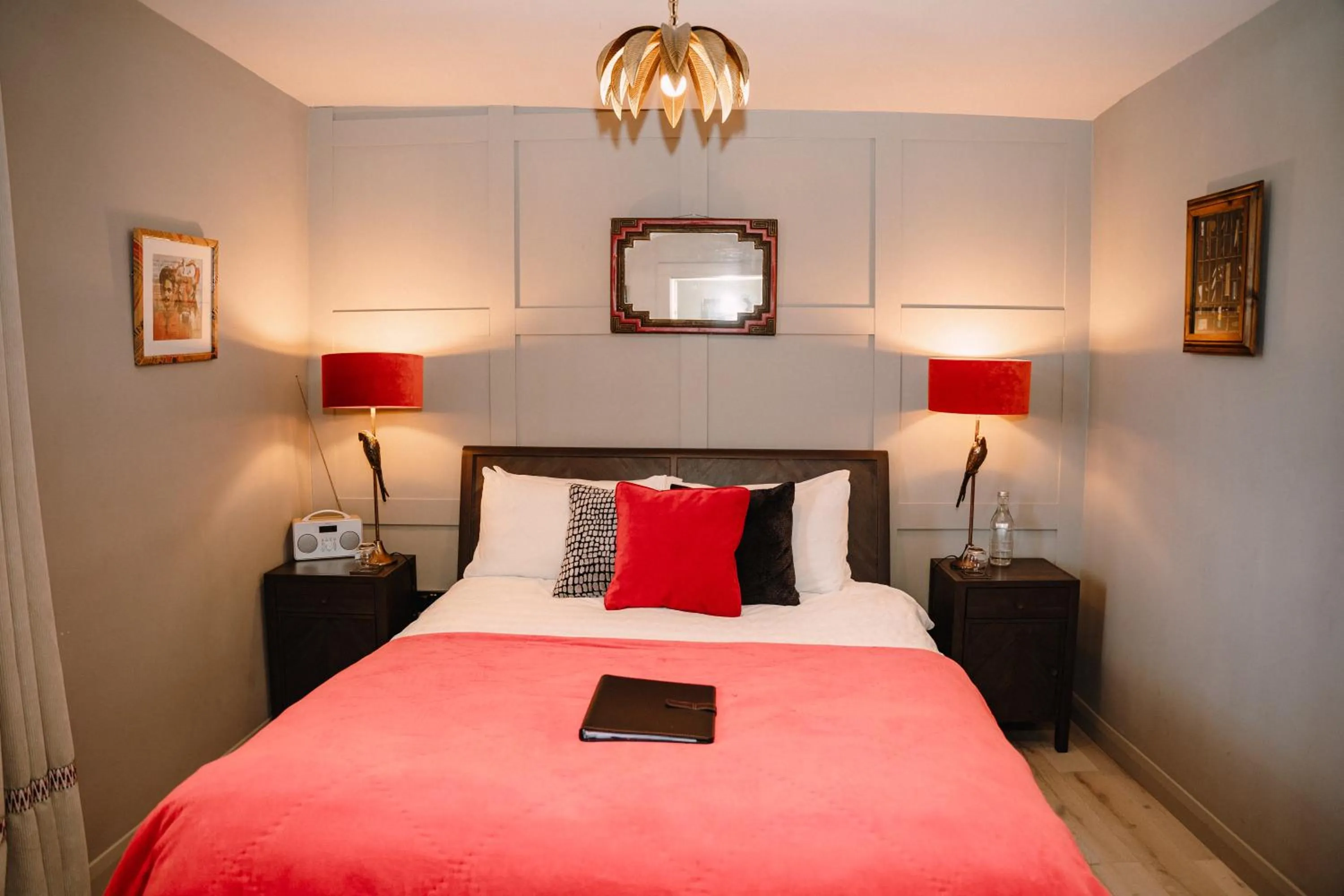 Bedroom, Bed in The Print House Inn