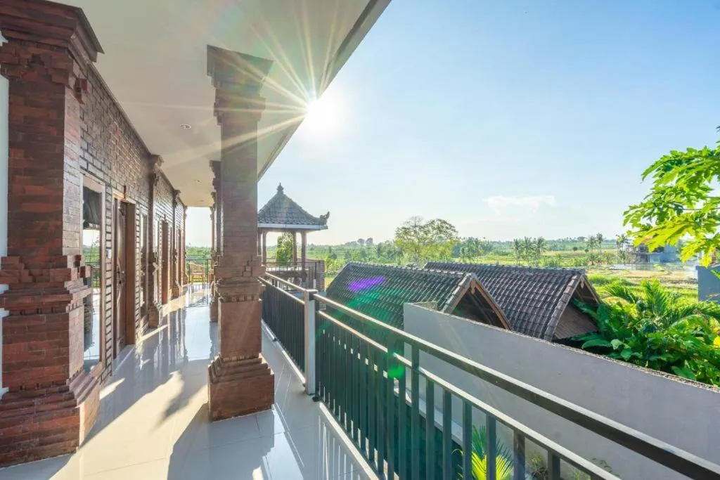 Pondok Lulik Seseh Beach