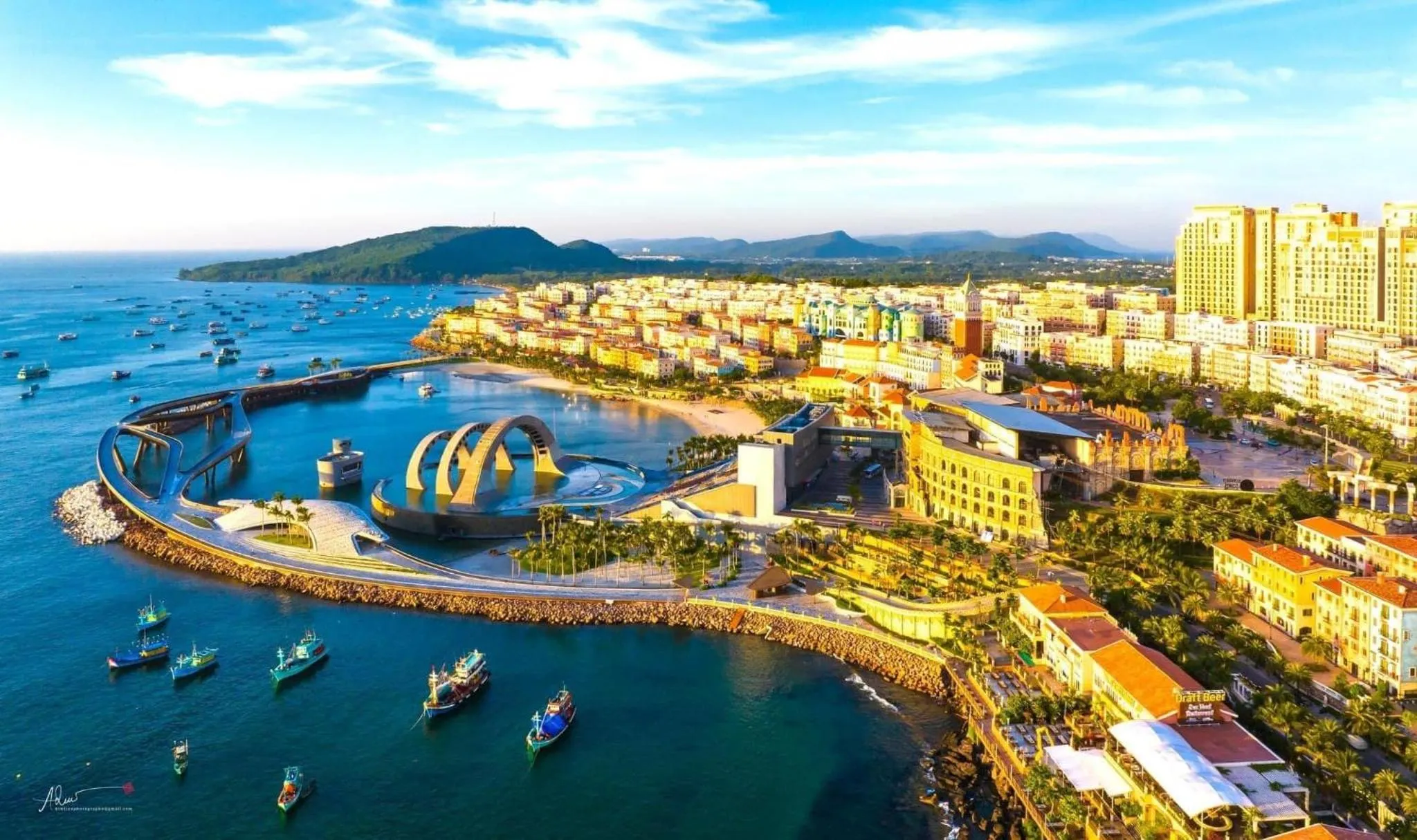 Nearby landmark in Lotus Home Cafe