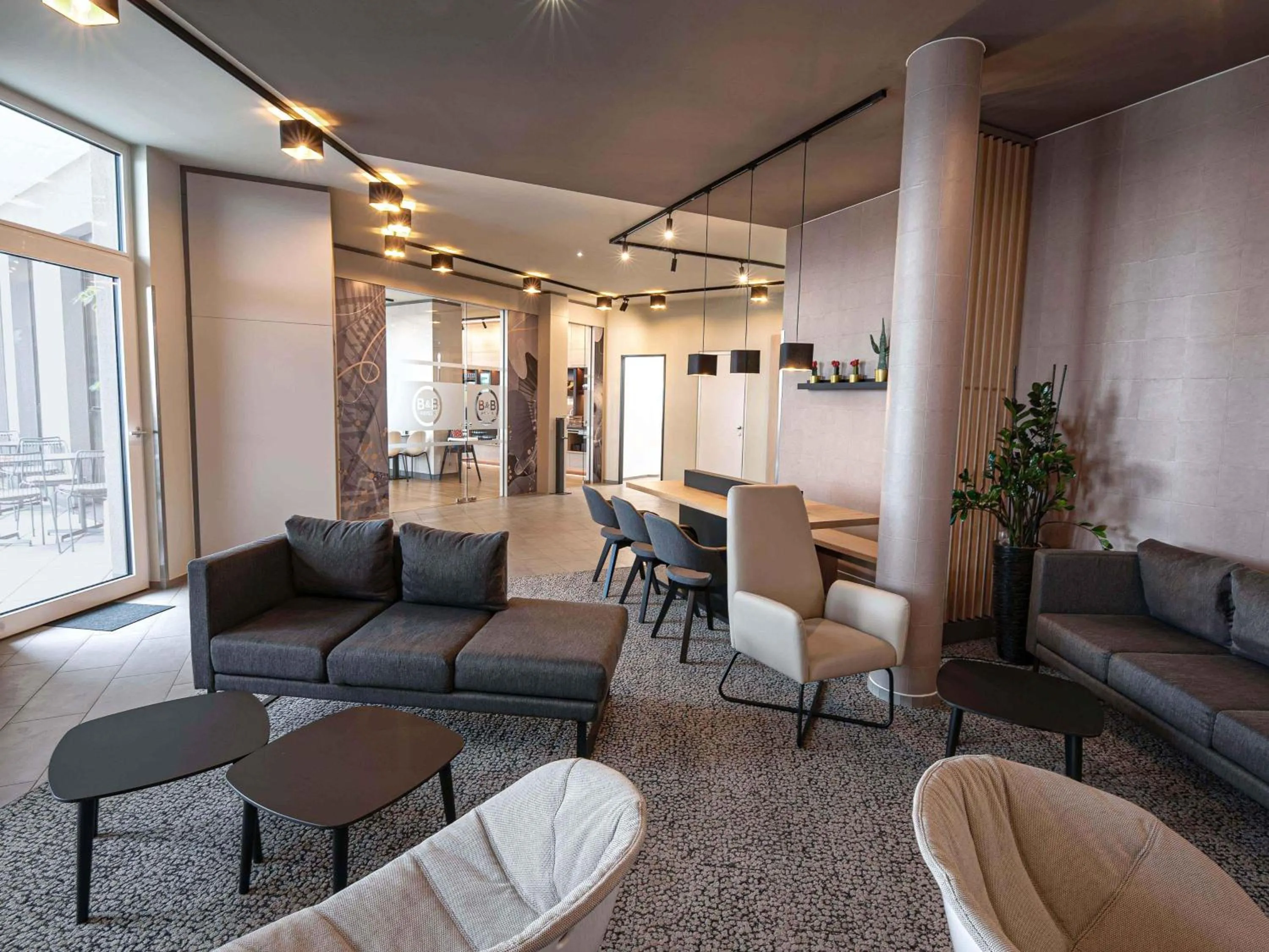 Lobby or reception in B&B HOTEL Wiener Neudorf