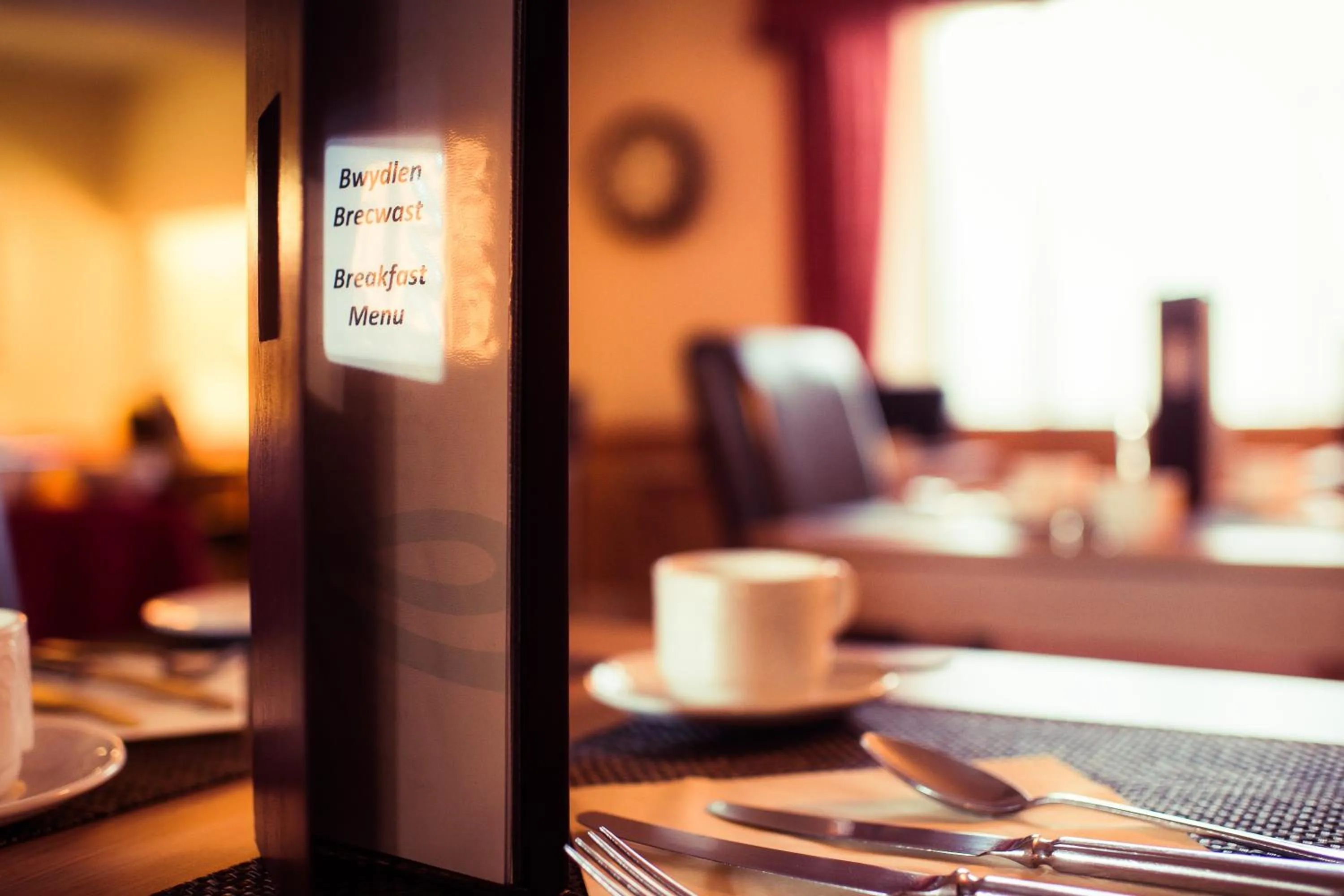 Restaurant/places to eat in Richmond Hotel