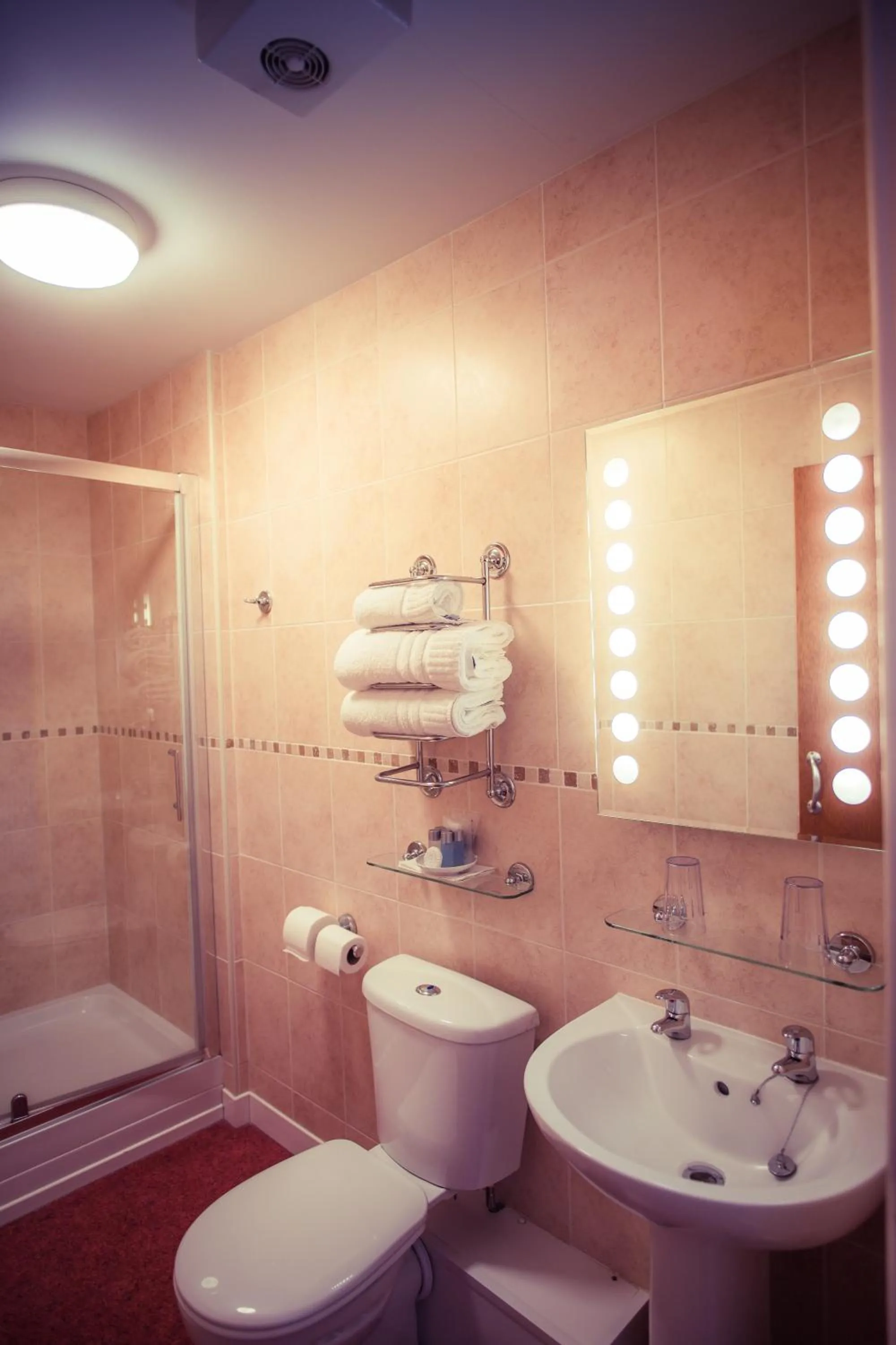 Bedroom in Richmond Hotel