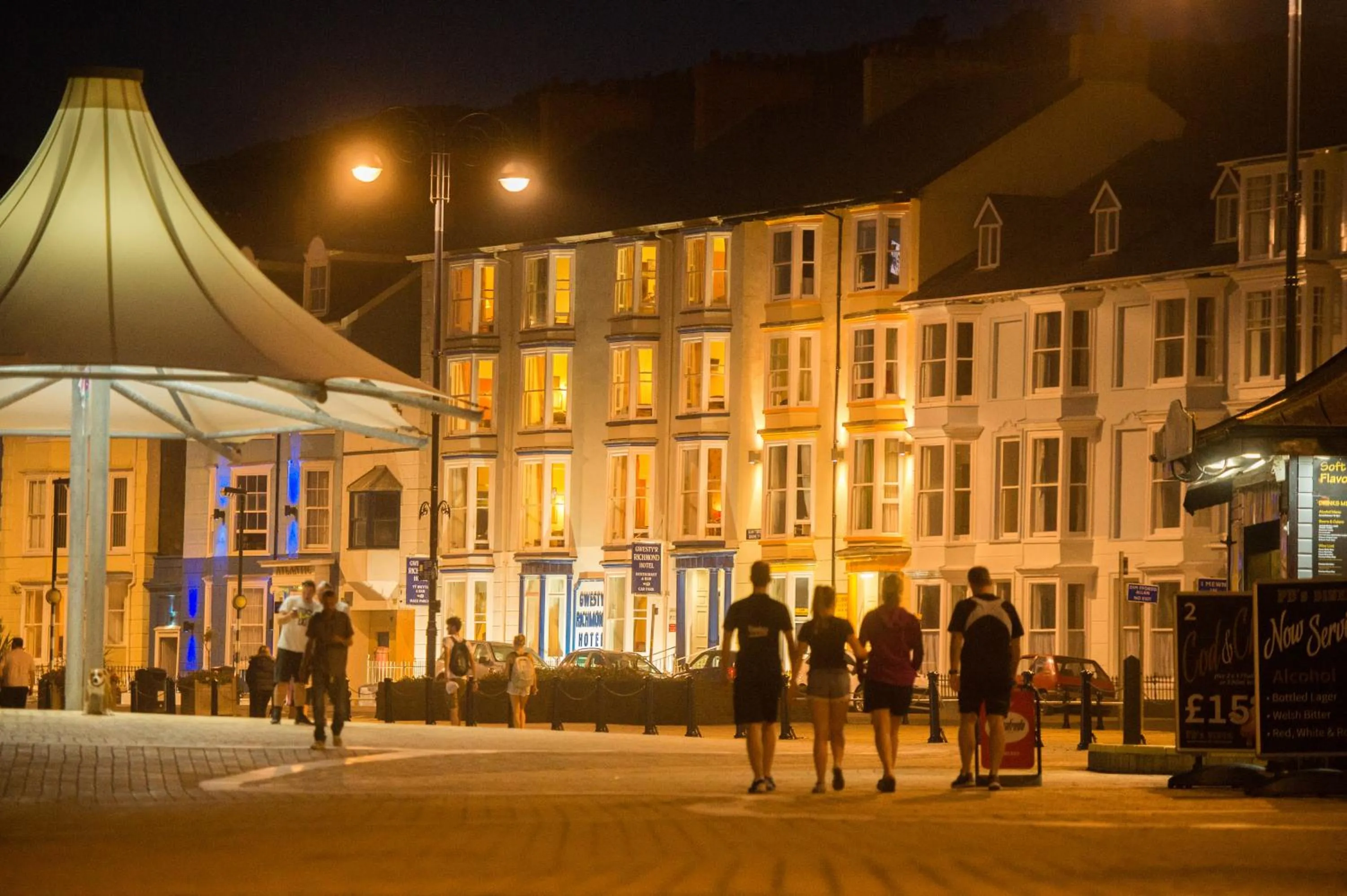 Street view in Richmond Hotel