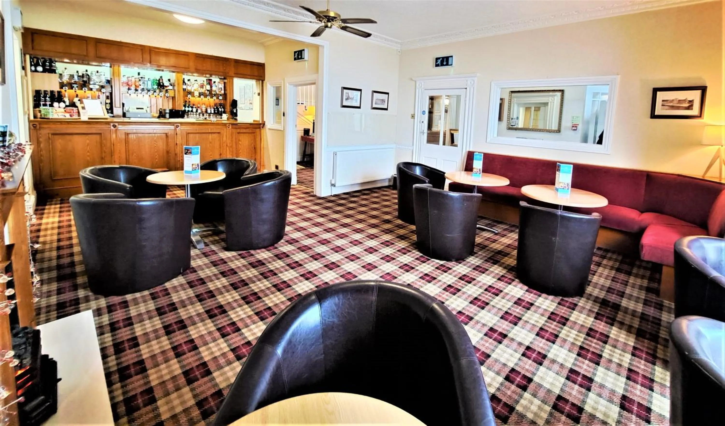 Lounge or bar in Richmond Hotel