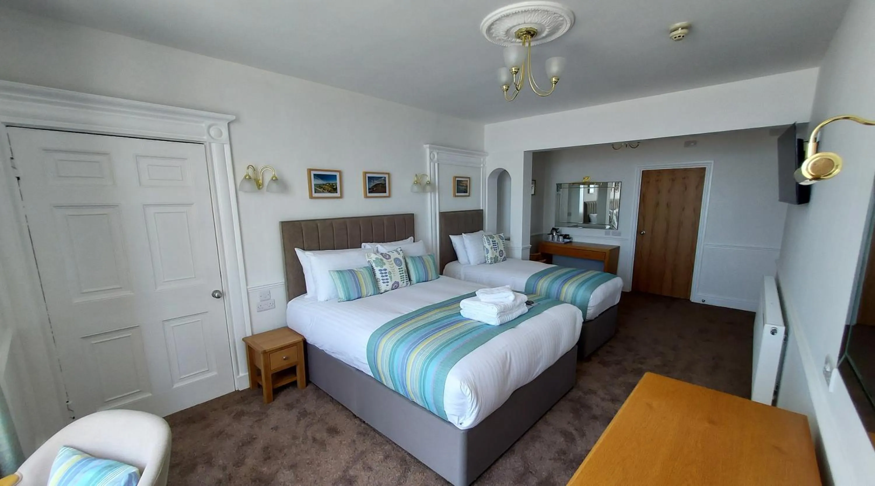 Bed in Richmond Hotel