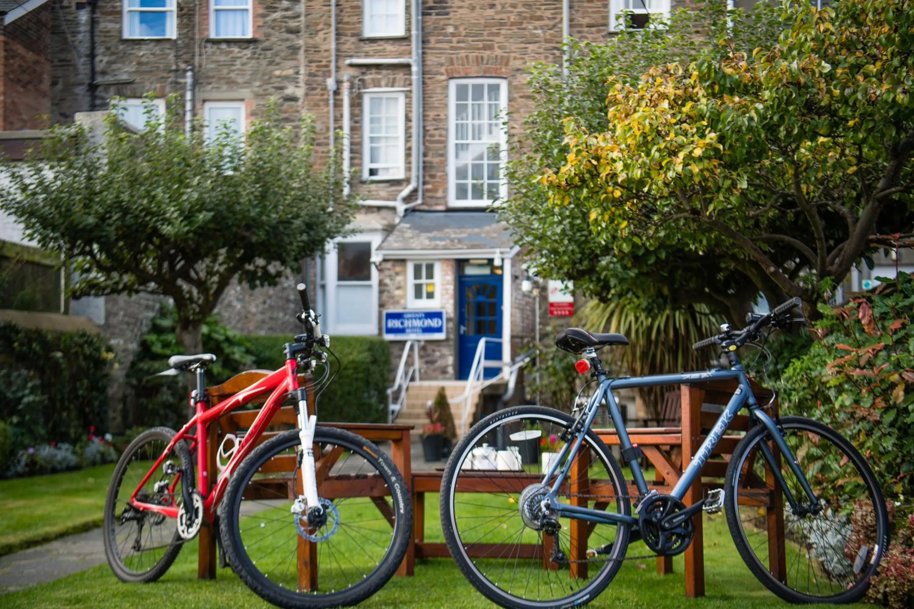 Garden in Richmond Hotel