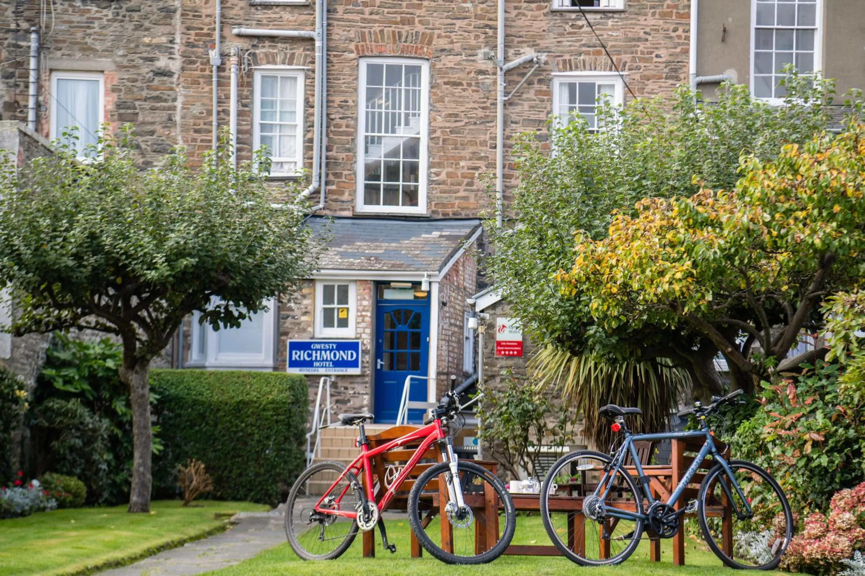Garden in Richmond Hotel