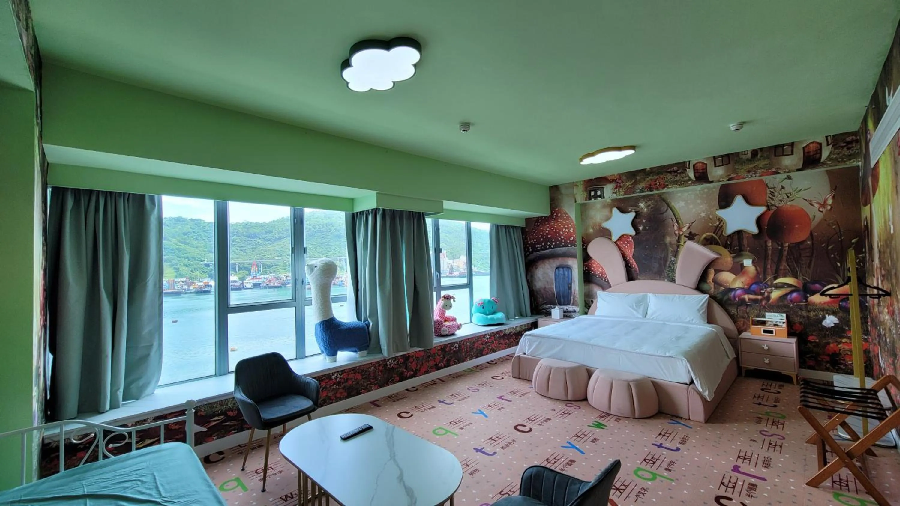 Bedroom in Grand Bay View Hotel