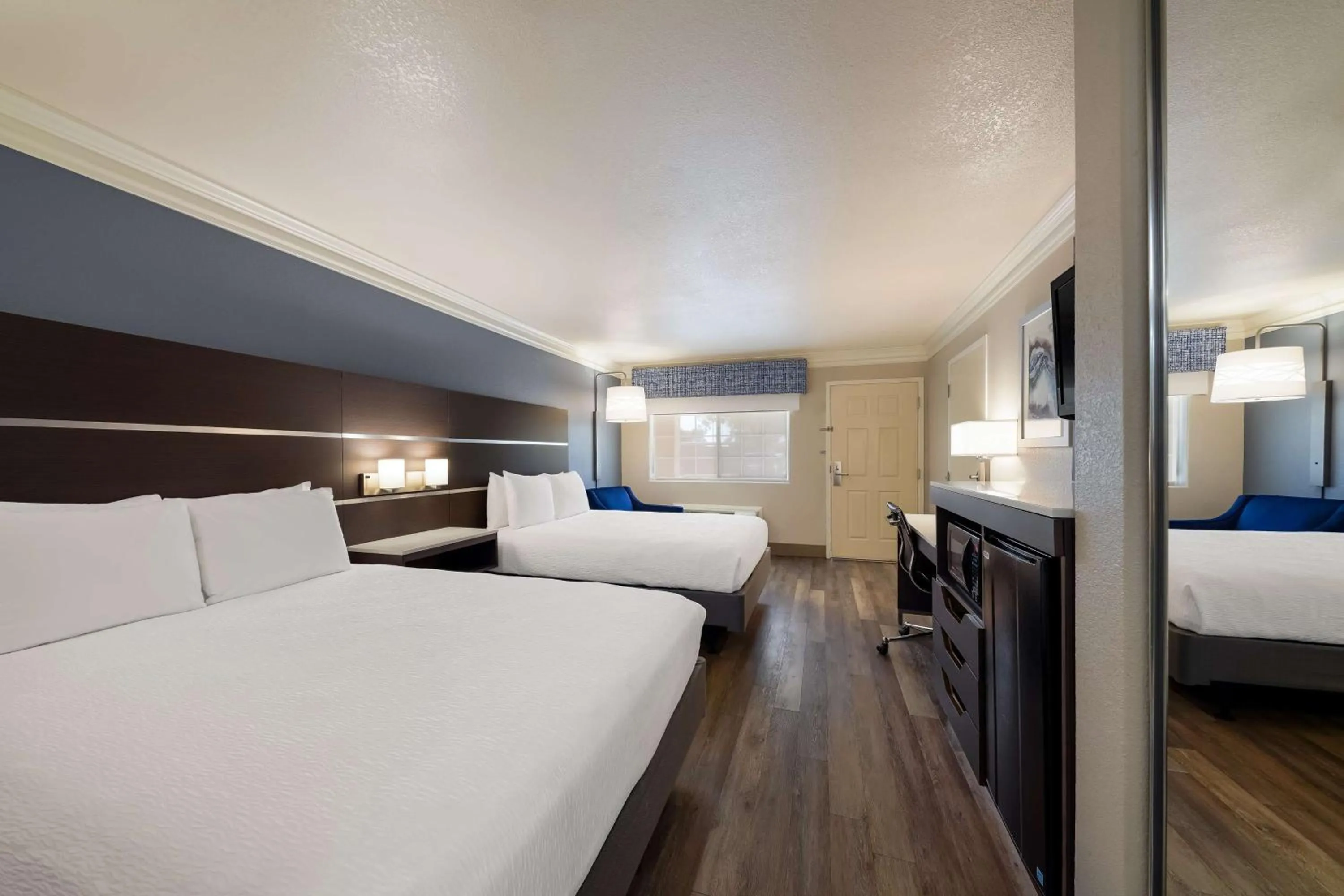 Bedroom, Bed in Best Western Inn & Suites Lemoore