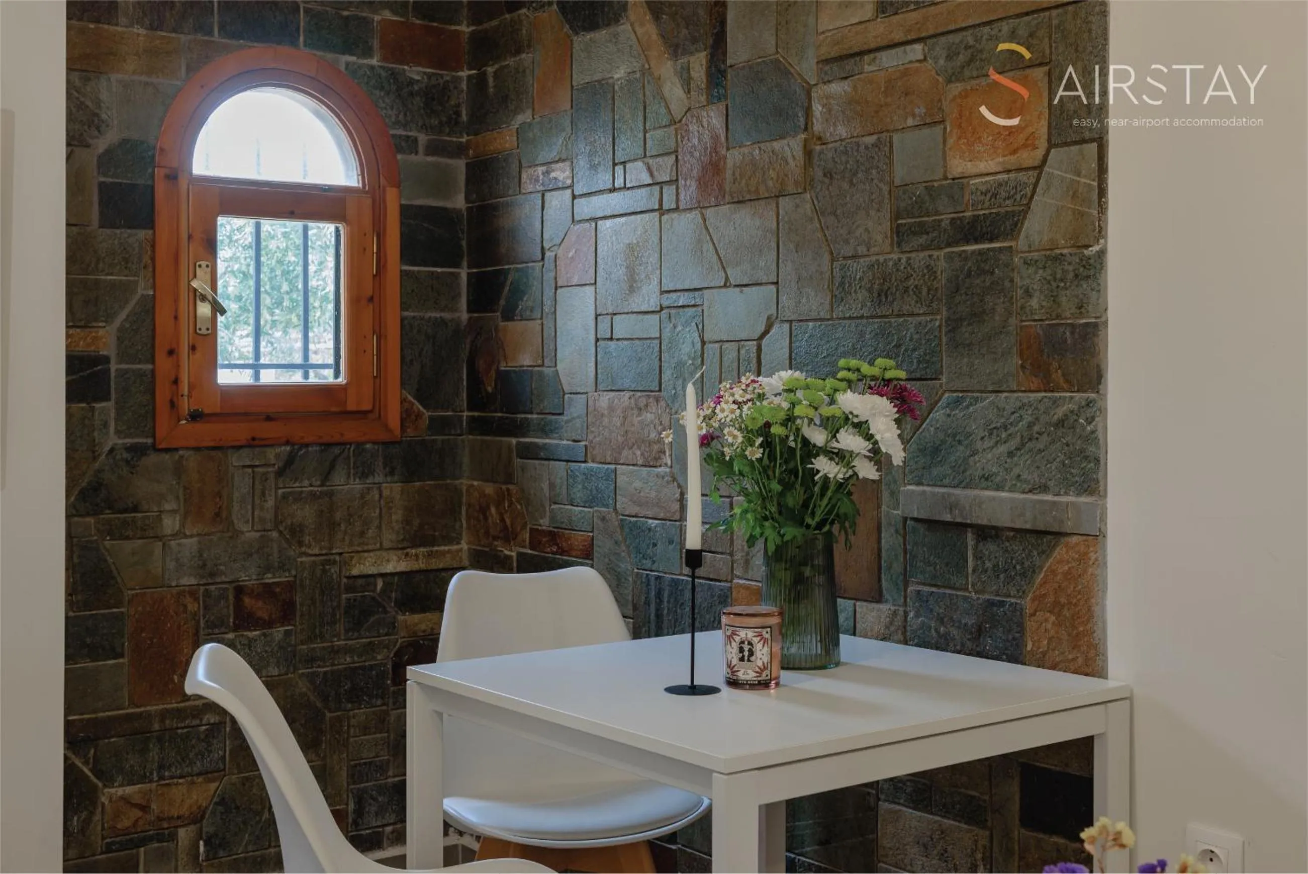 Dining area in Ryze Apartments Airport by Airstay