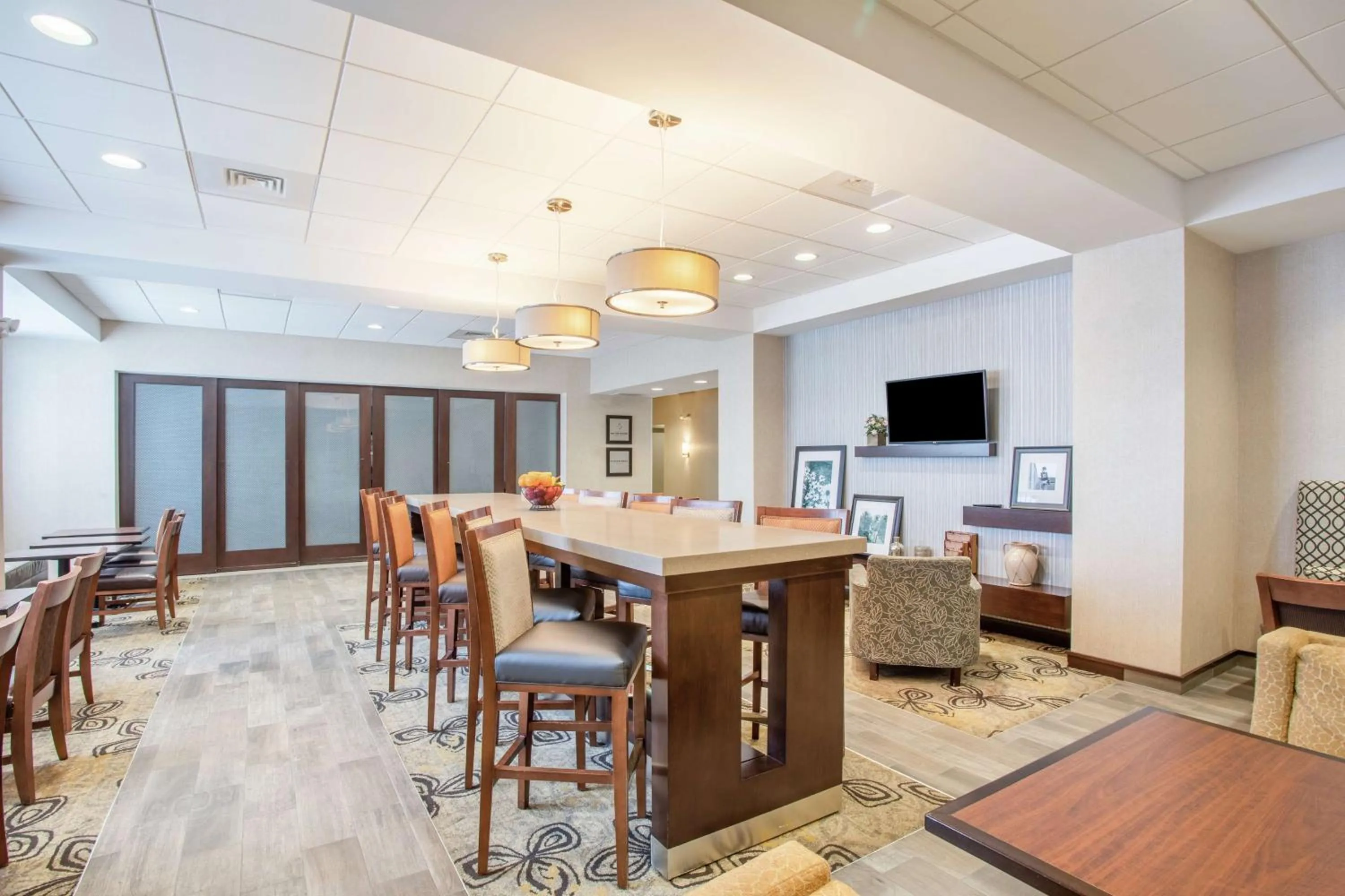 Lobby or reception in Hampton Inn Philadelphia/Voorhees