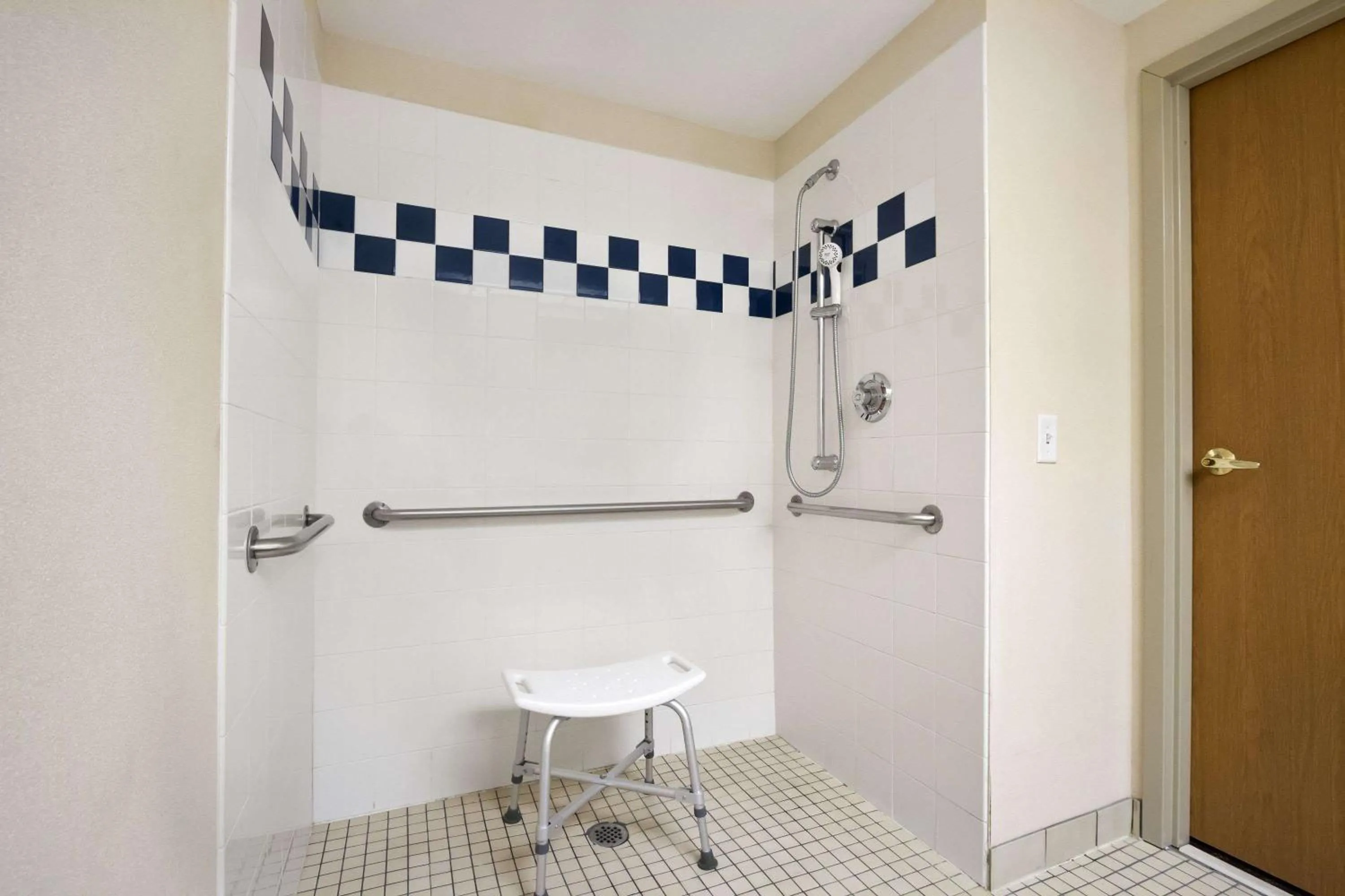 Photo of the whole room in Ramada by Wyndham SeaTac Airport