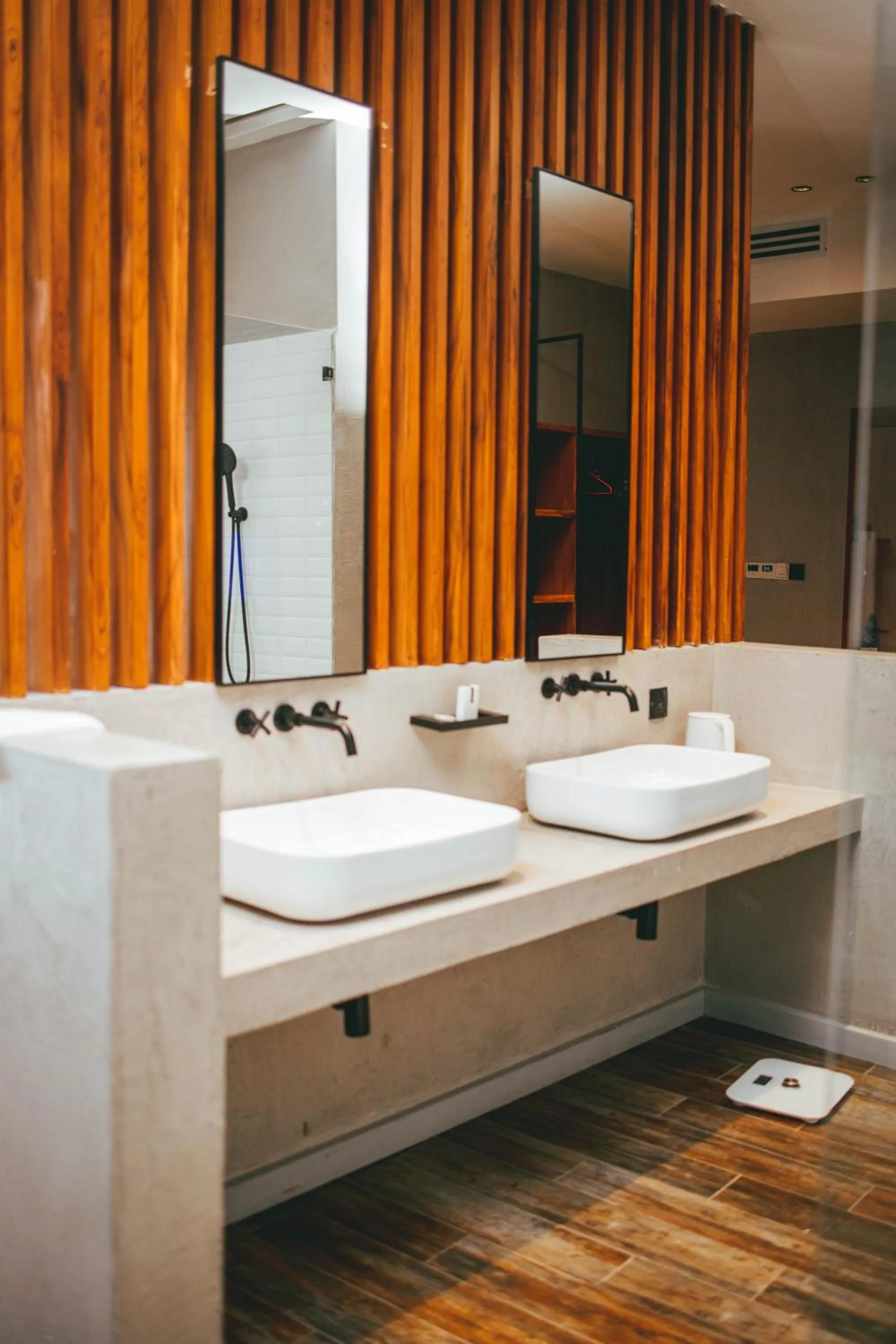 Burundi Palace Boutique Hotel