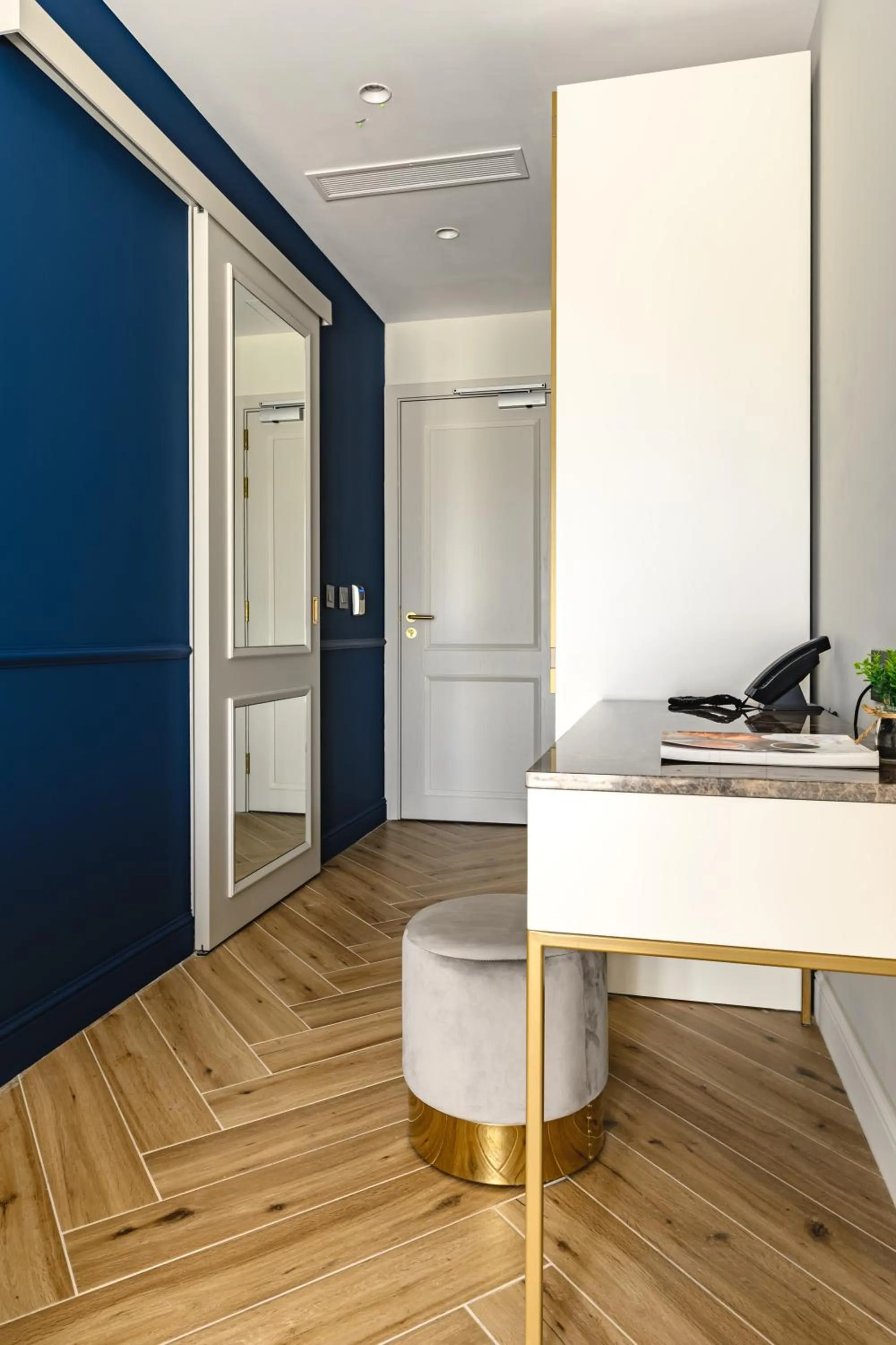 Property building in XVI Suites - Adults Only