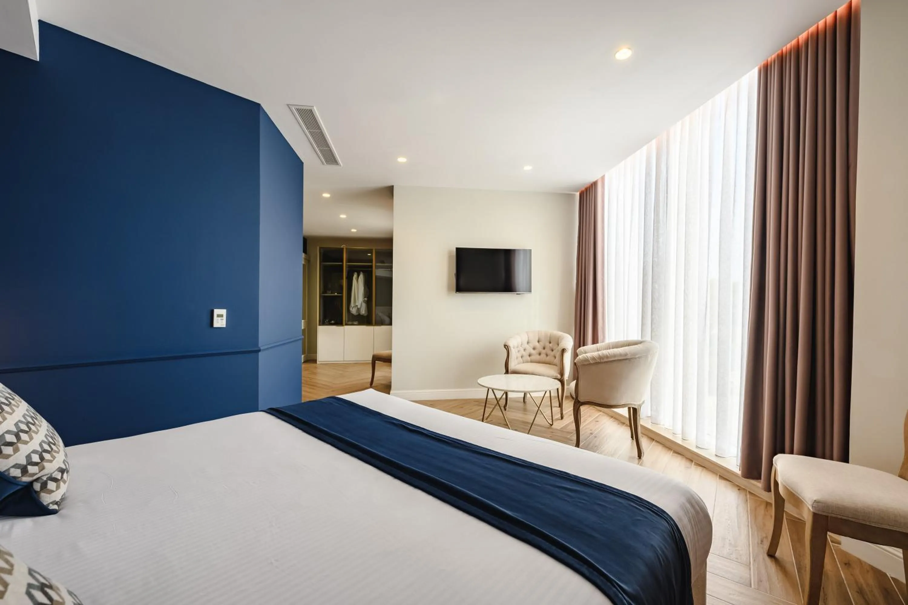 Bedroom, Bed in XVI Suites - Adults Only