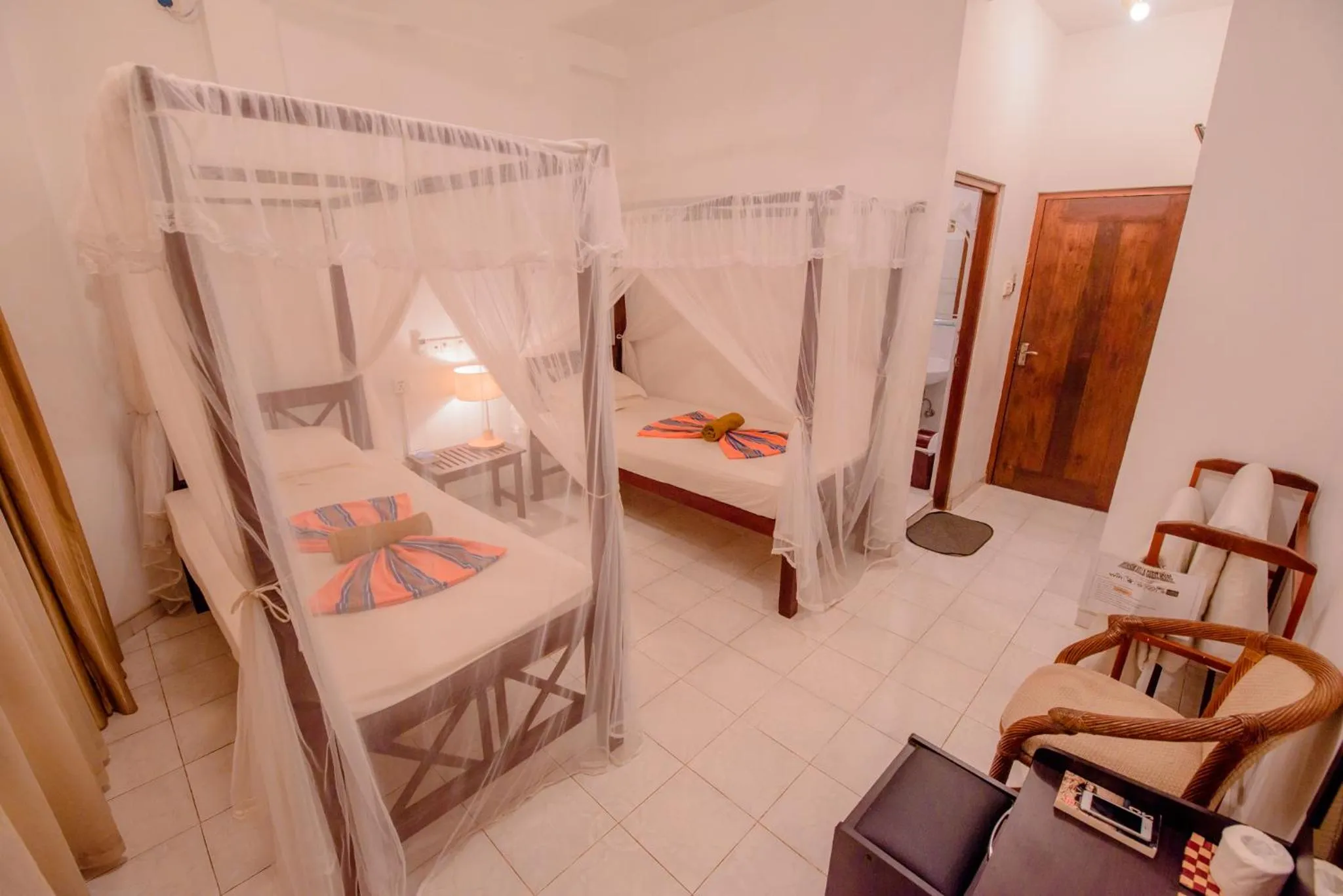 Bedroom, Bed in Muhsin Villa - Galle Fort