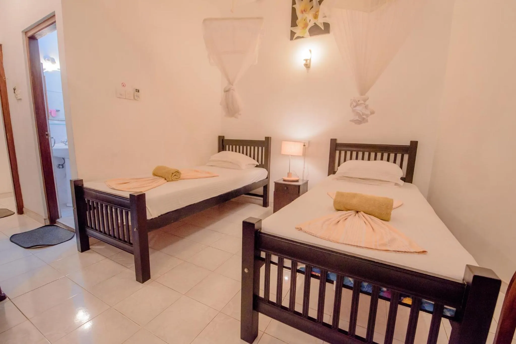 Bed in Muhsin Villa - Galle Fort