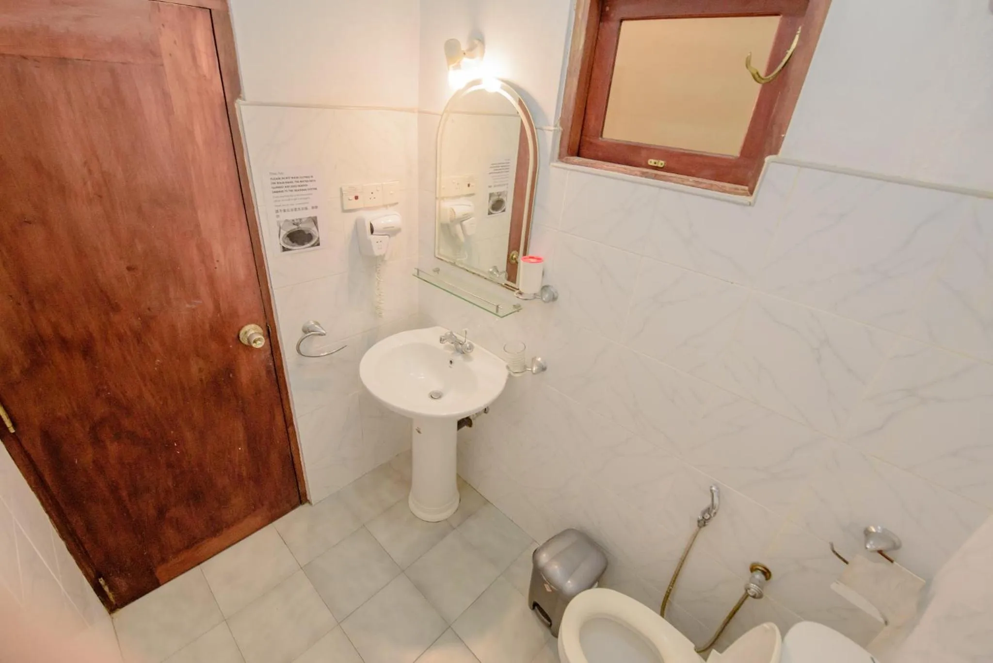 Bathroom in Muhsin Villa - Galle Fort