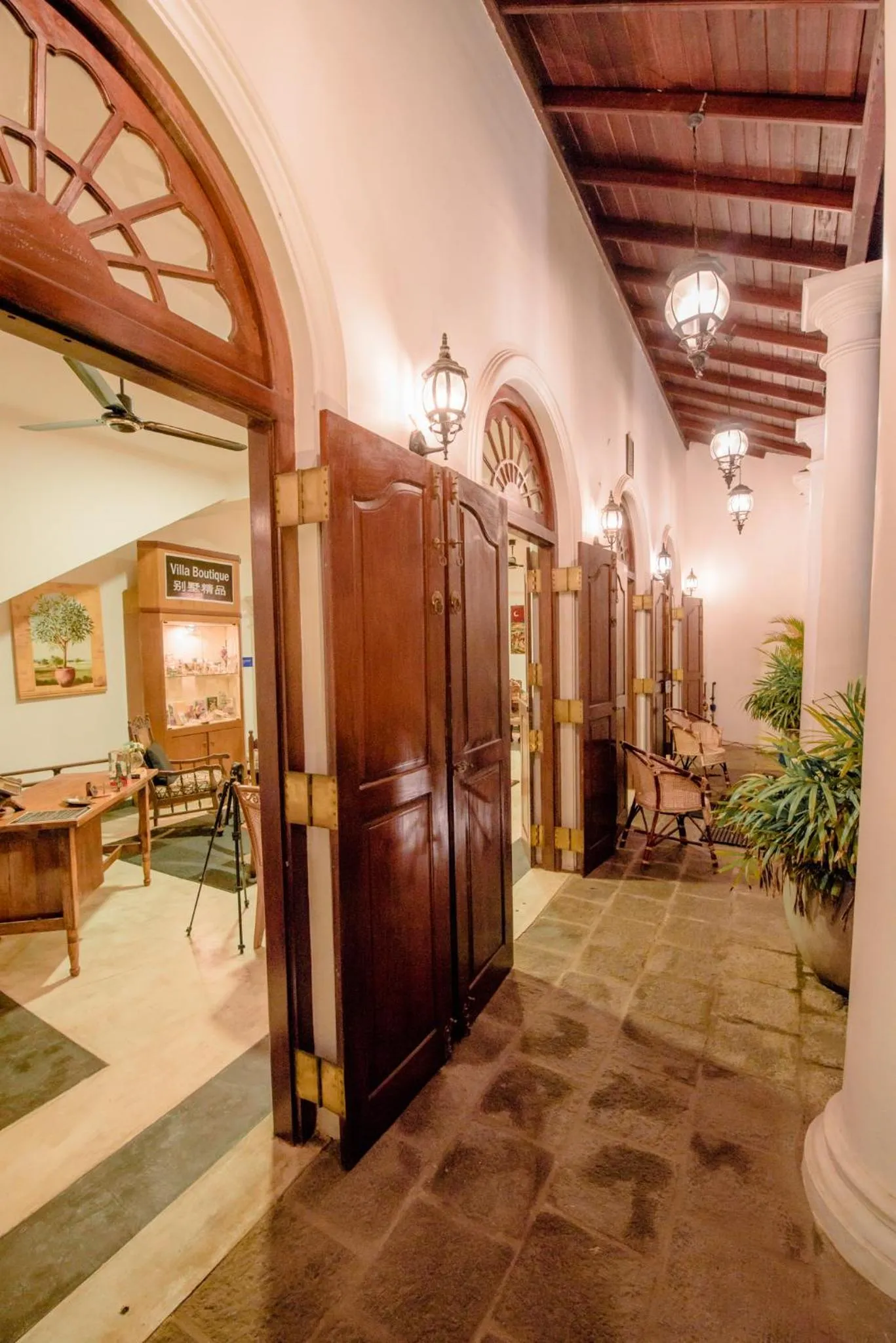 Street view in Muhsin Villa - Galle Fort