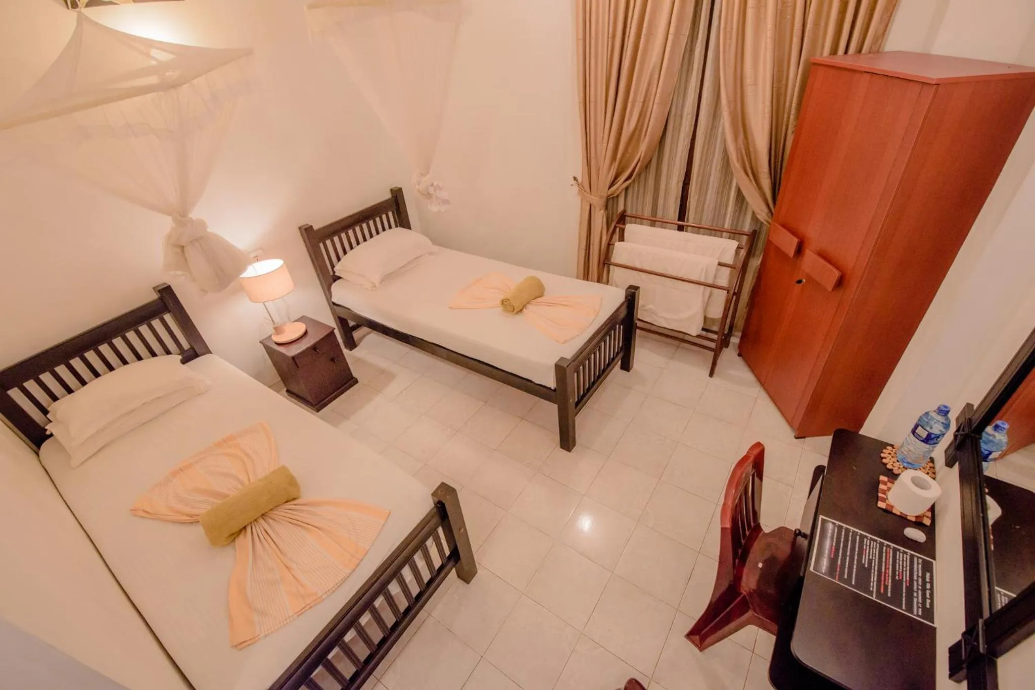 Bedroom, Bed in Muhsin Villa - Galle Fort