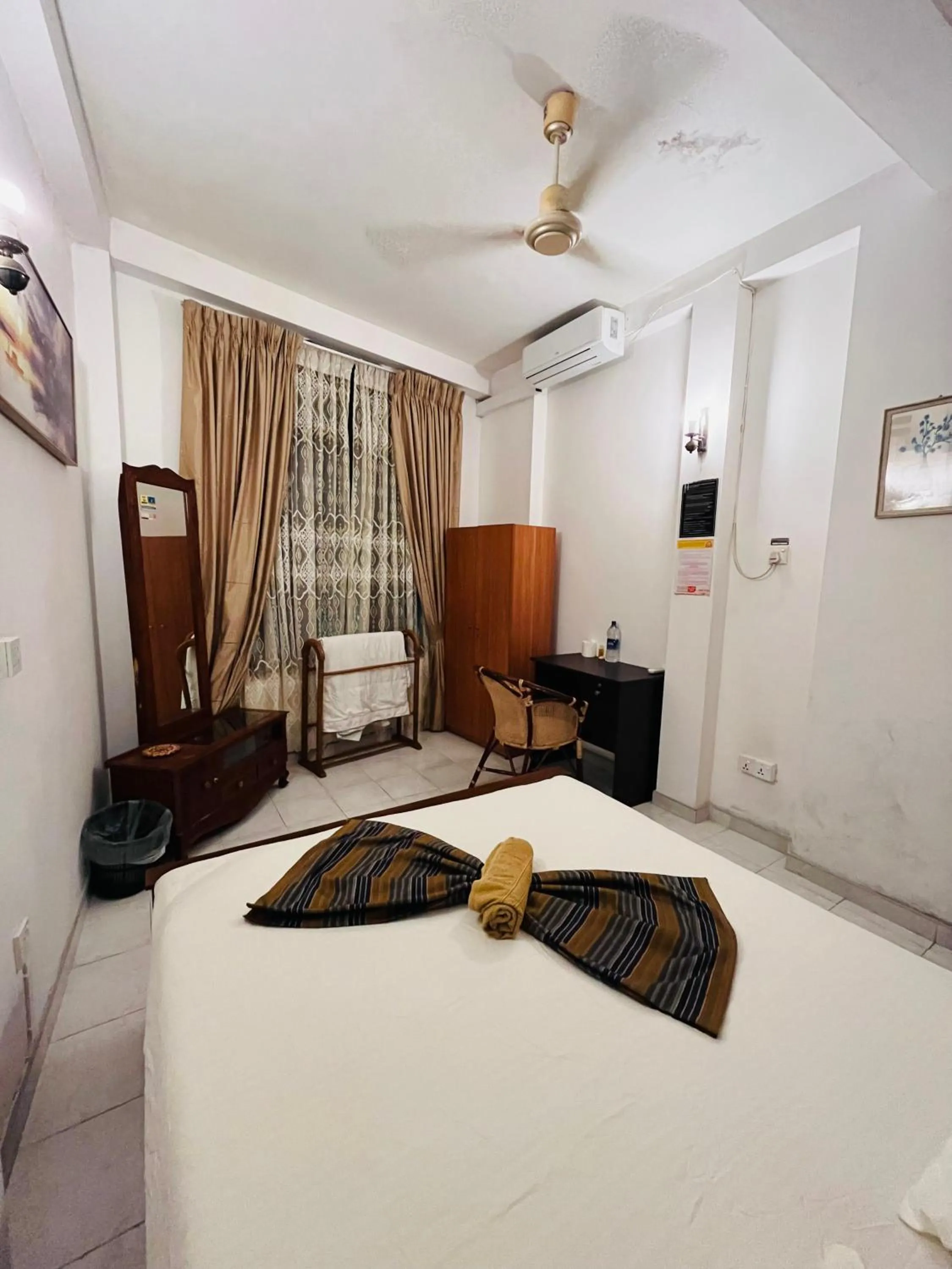Bed in Muhsin Villa - Galle Fort