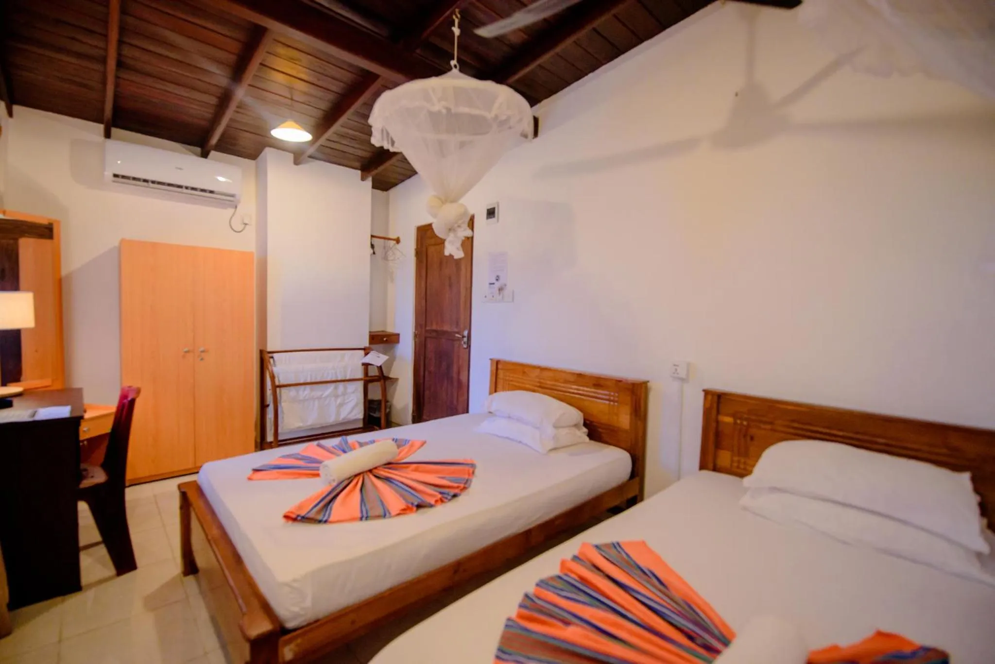 Bedroom, Bed in Muhsin Villa - Galle Fort