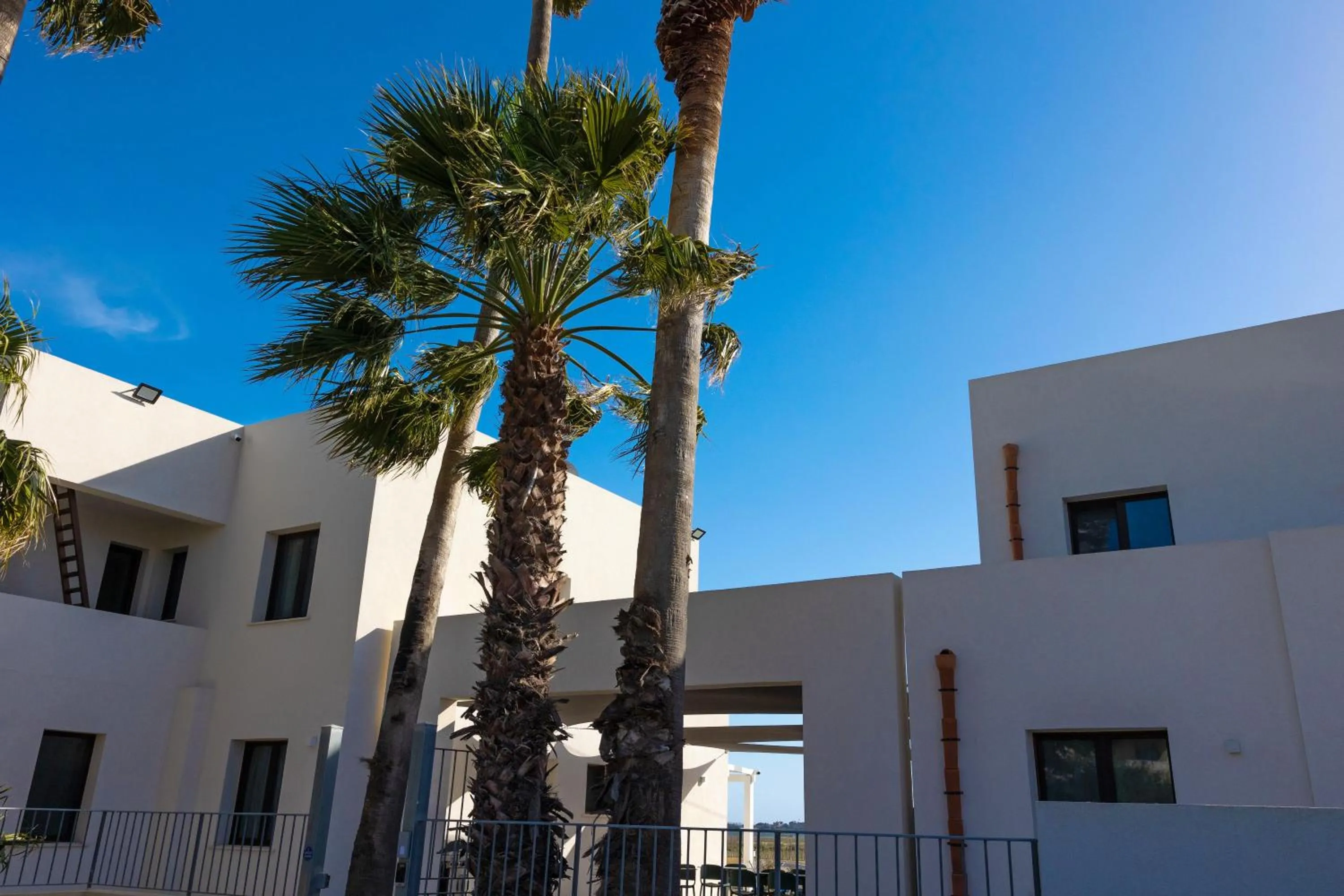 Casa B, Room 2 - mit Pool - at Lagoon - Lo Stagnone Kite Spot - Palm Kite Paradise