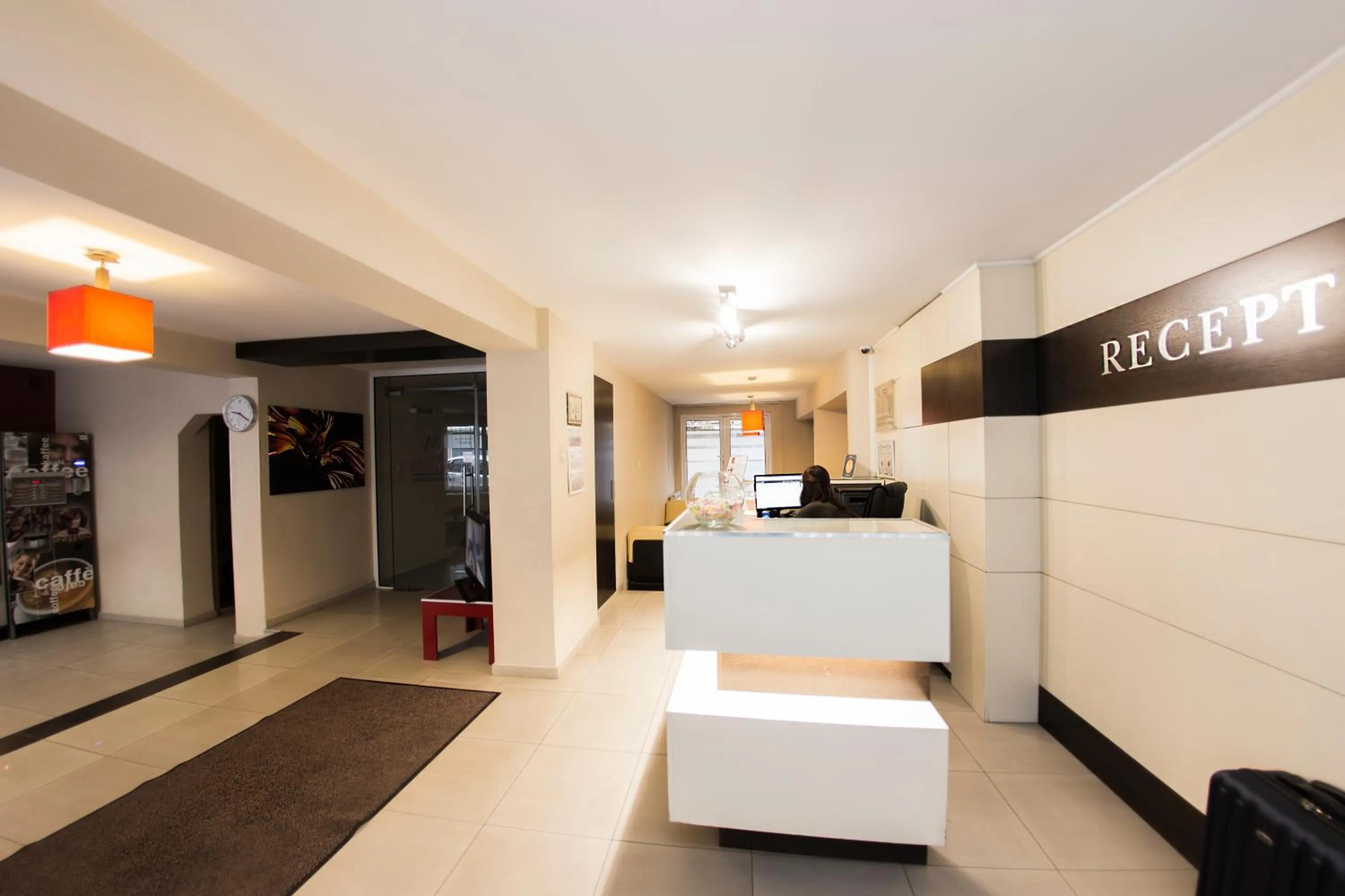 Staff in Family Hotel Madrid