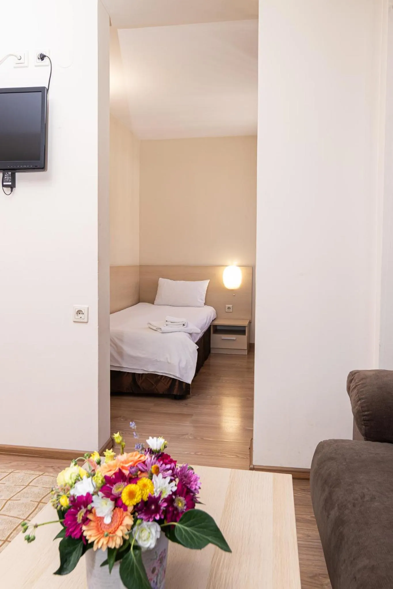 Photo of the whole room, Bed in Family Hotel Madrid