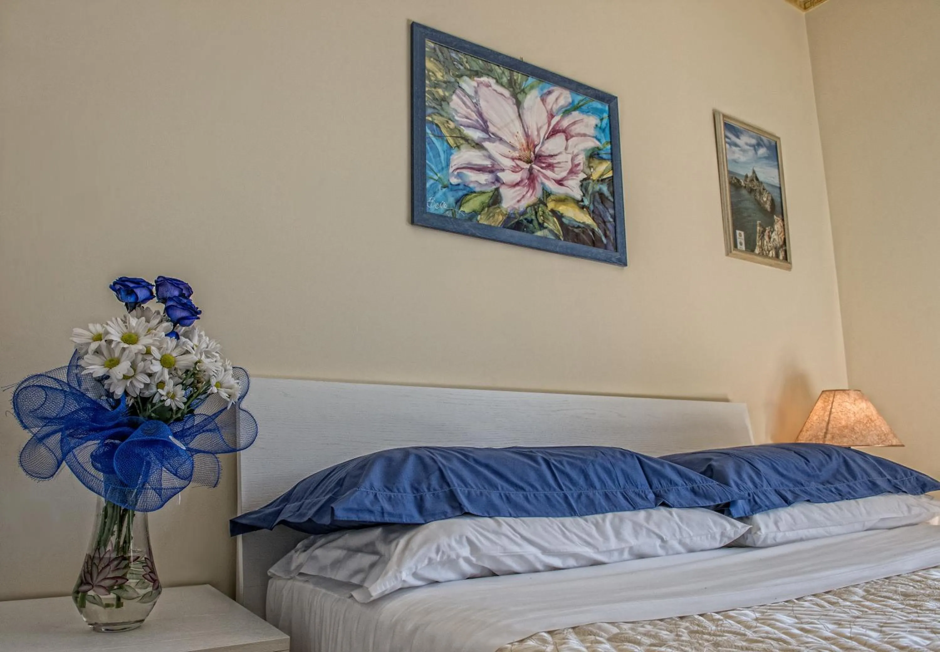 Decorative detail, Bed in Airport House B&B